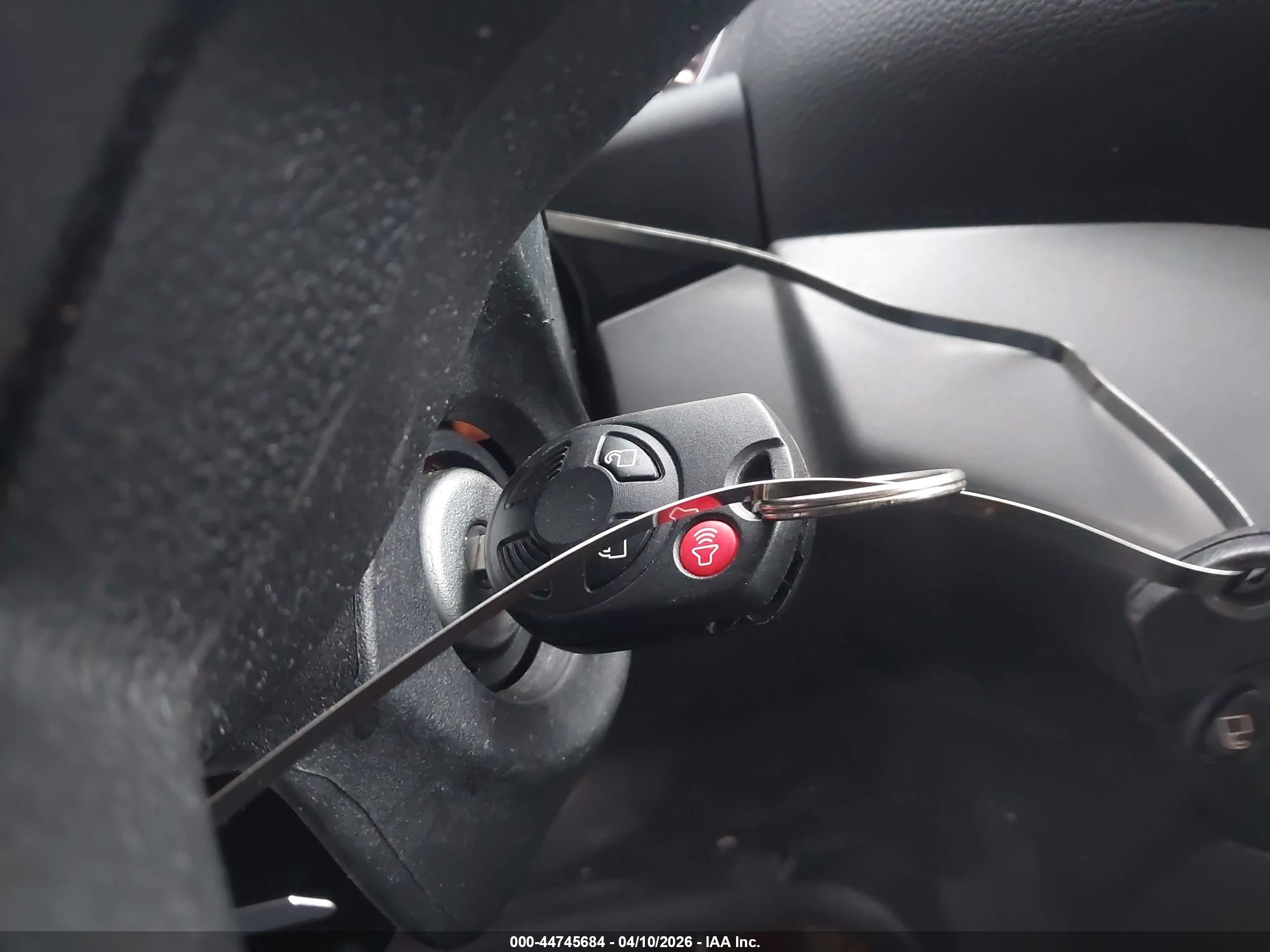 FORD ESCAPE image 11