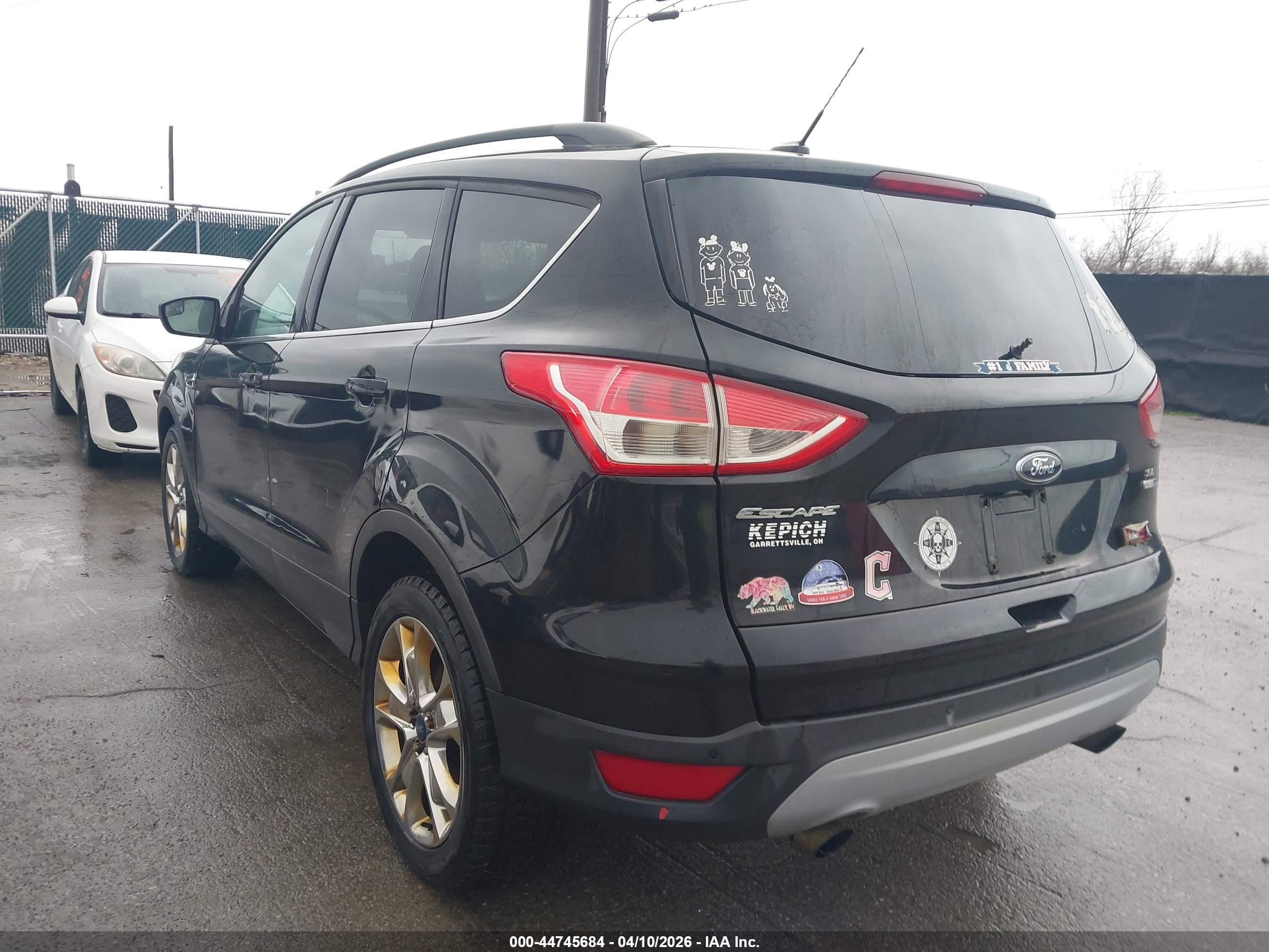 FORD ESCAPE image 3