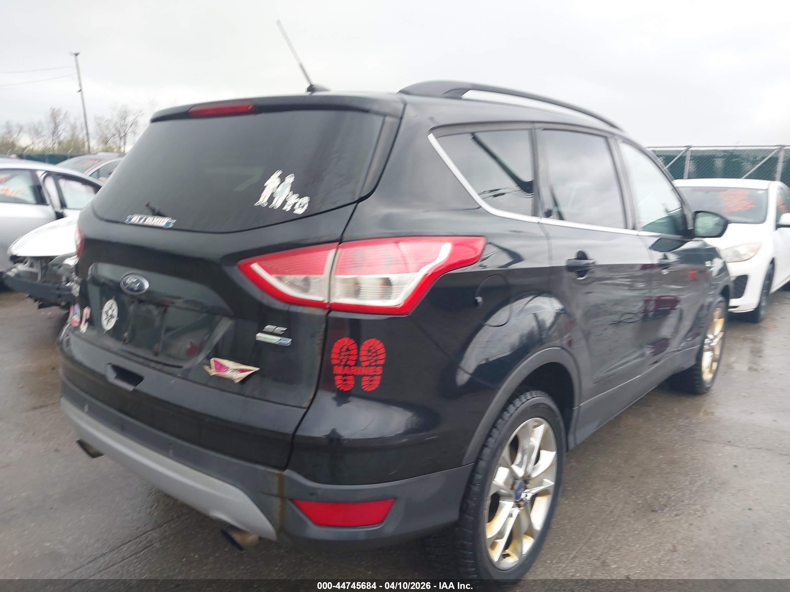 FORD ESCAPE image 4