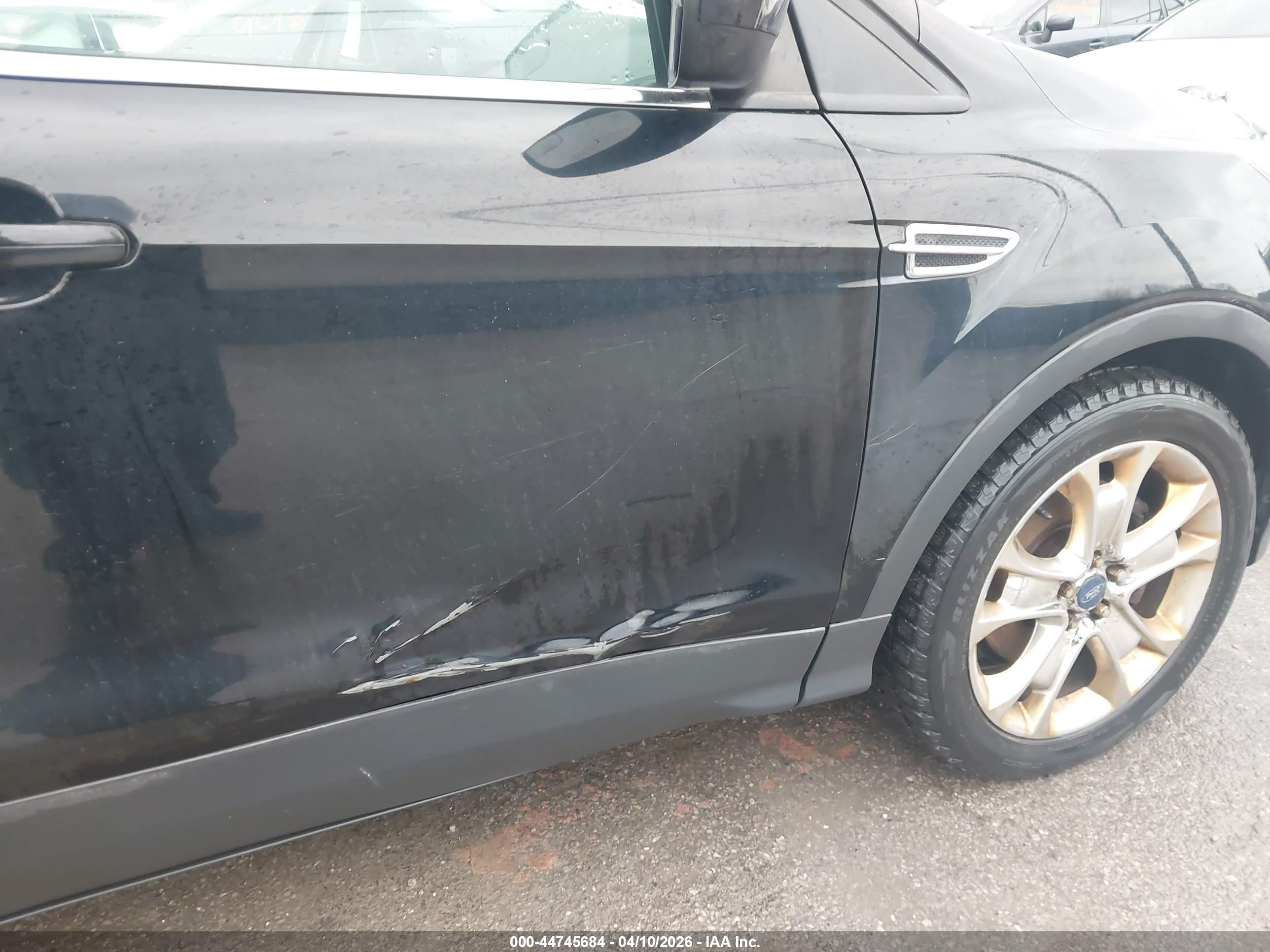 FORD ESCAPE image 6