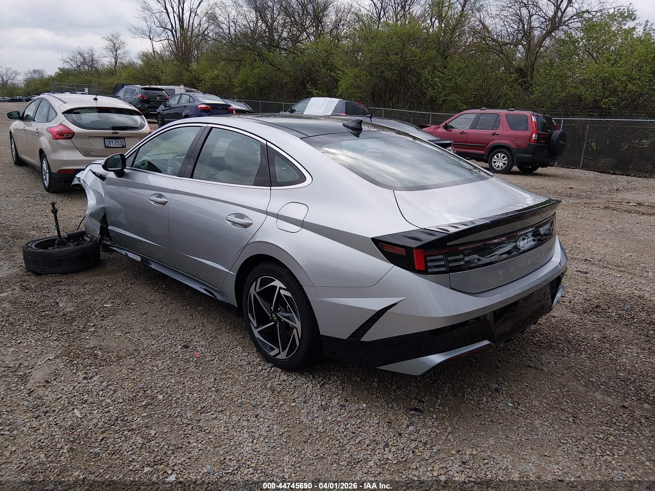 HYUNDAI SONATA image 3