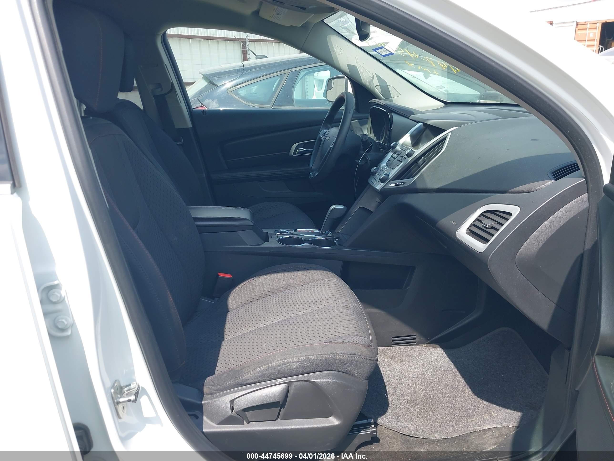 GMC TERRAIN image 5