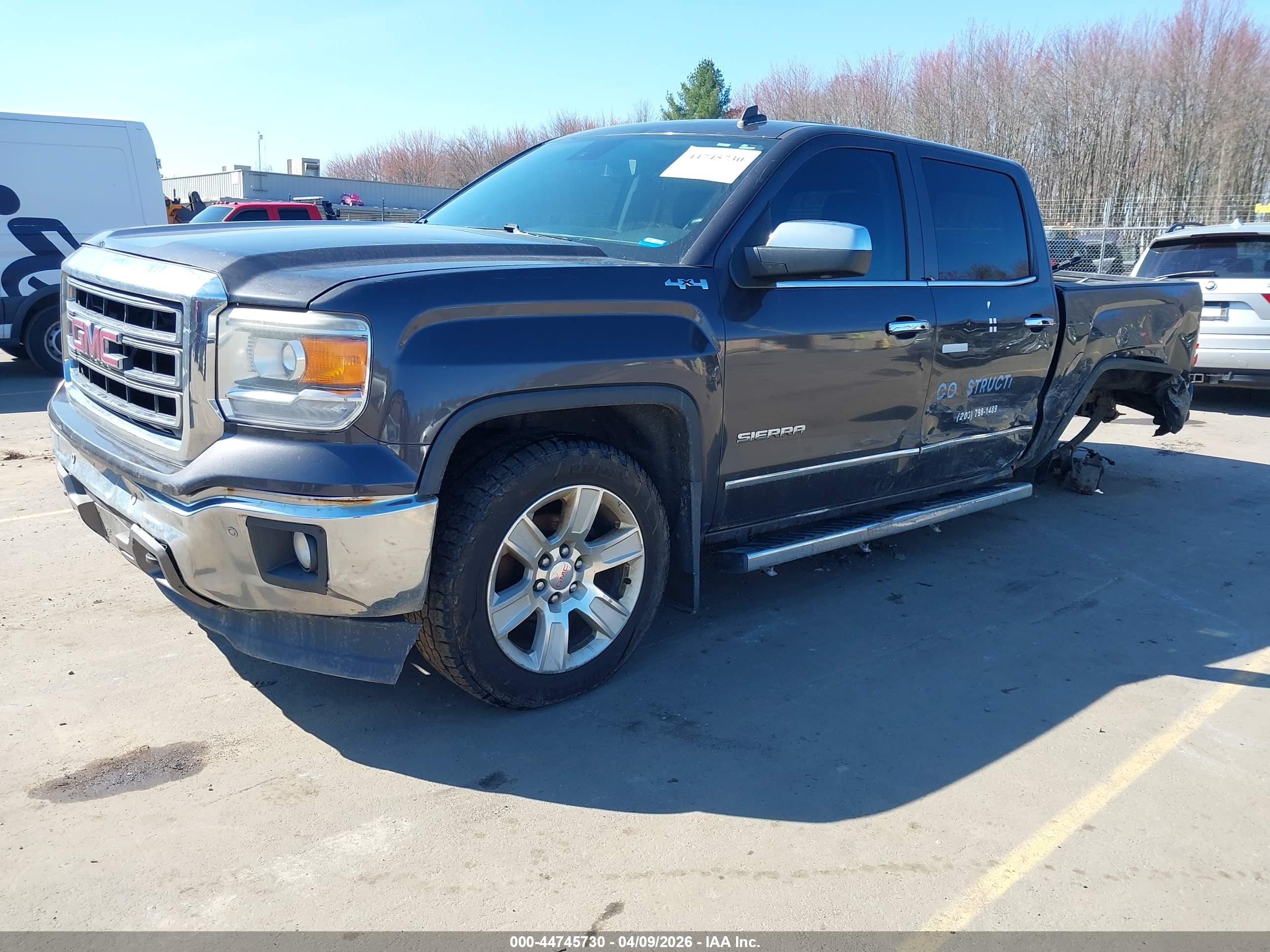 GMC SIERRA image 2
