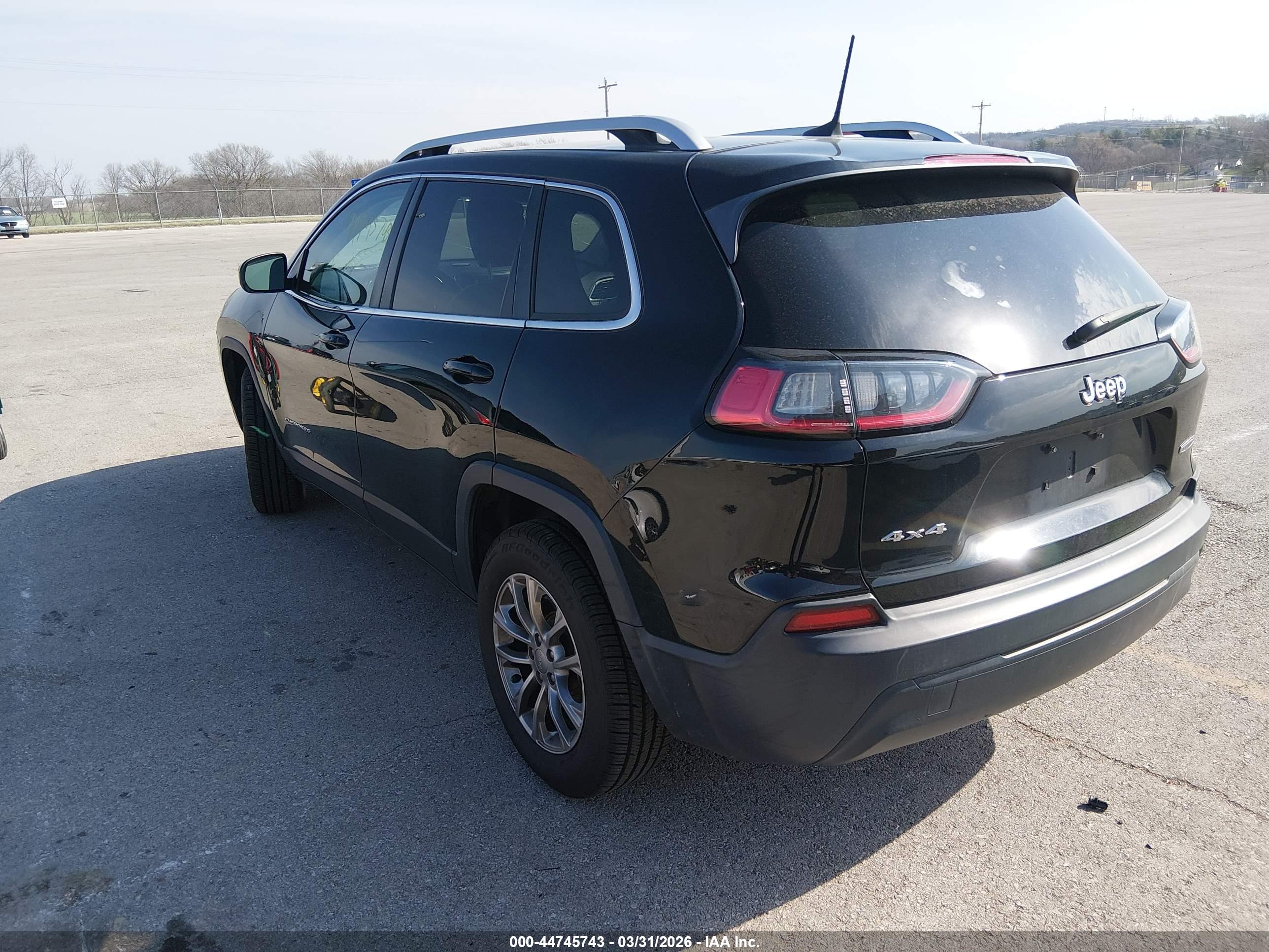 JEEP CHEROKEE image 3