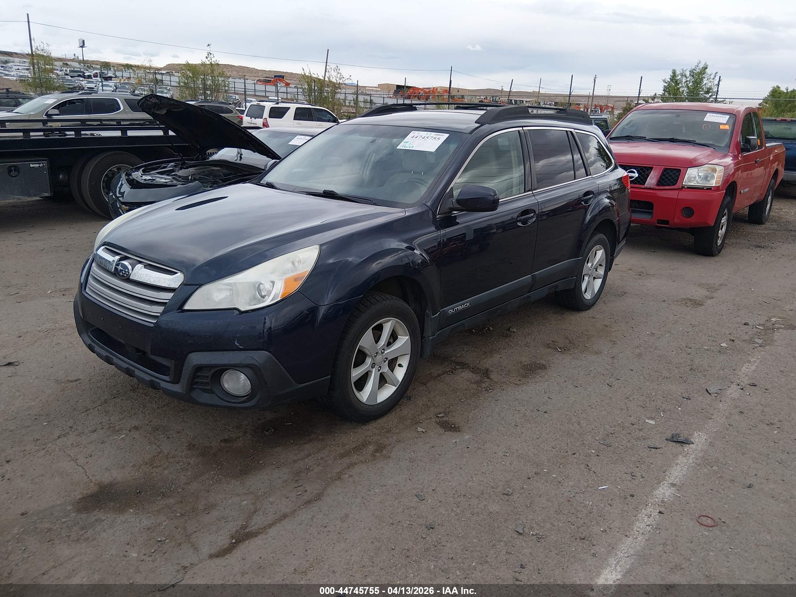 SUBARU OUTBACK image 2