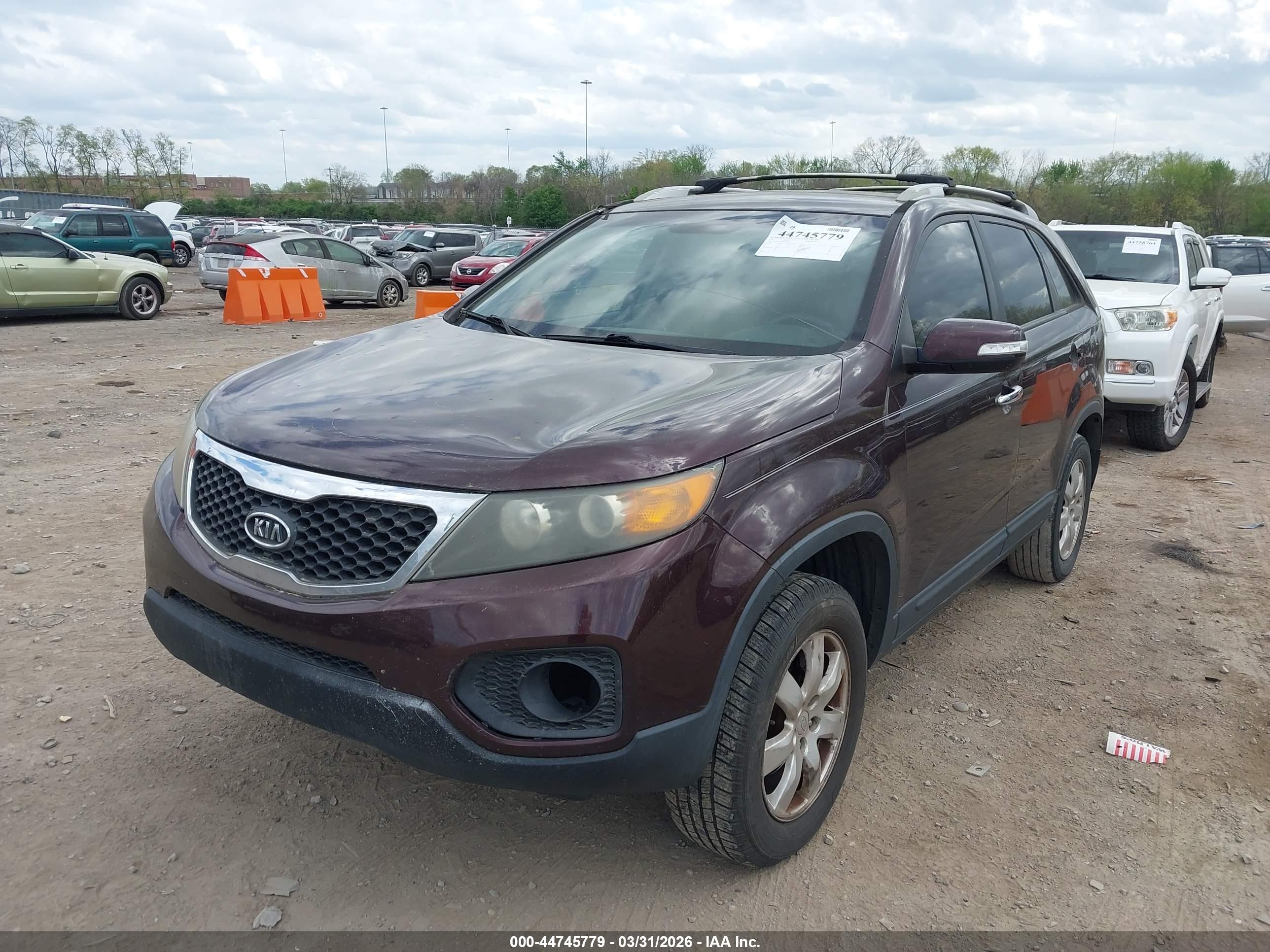 KIA SORENTO image 6