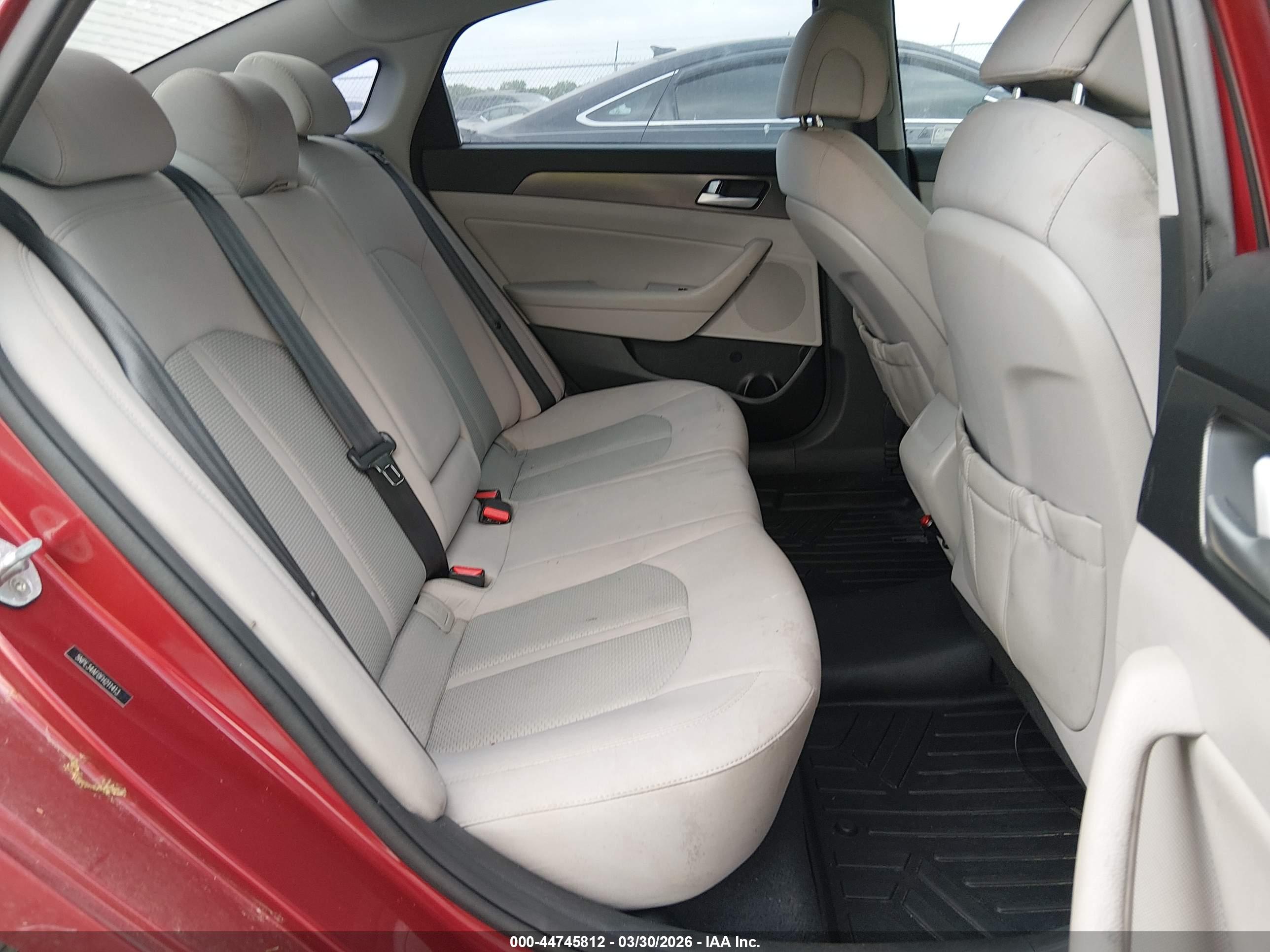 HYUNDAI SONATA image 8