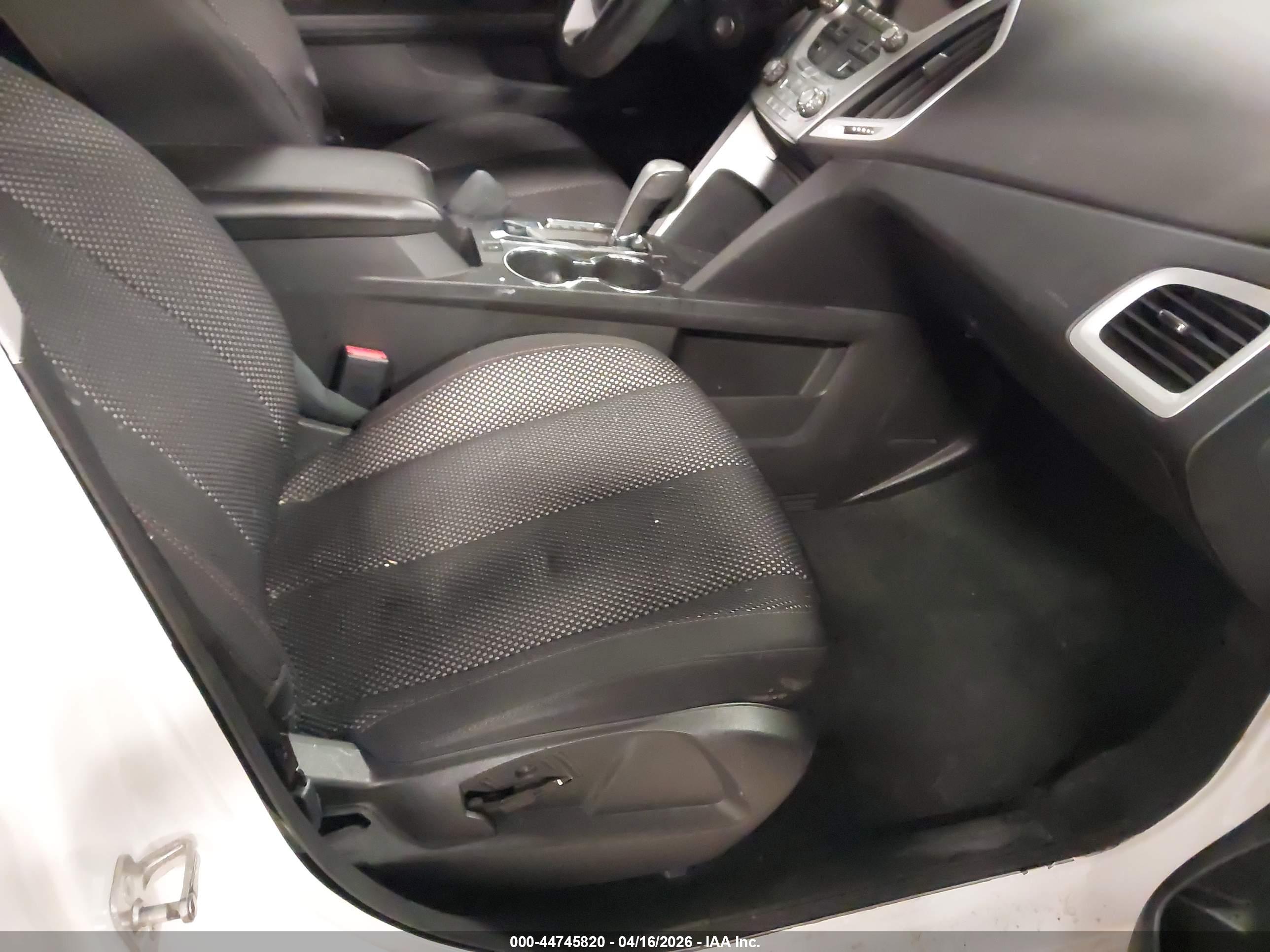 GMC TERRAIN image 5