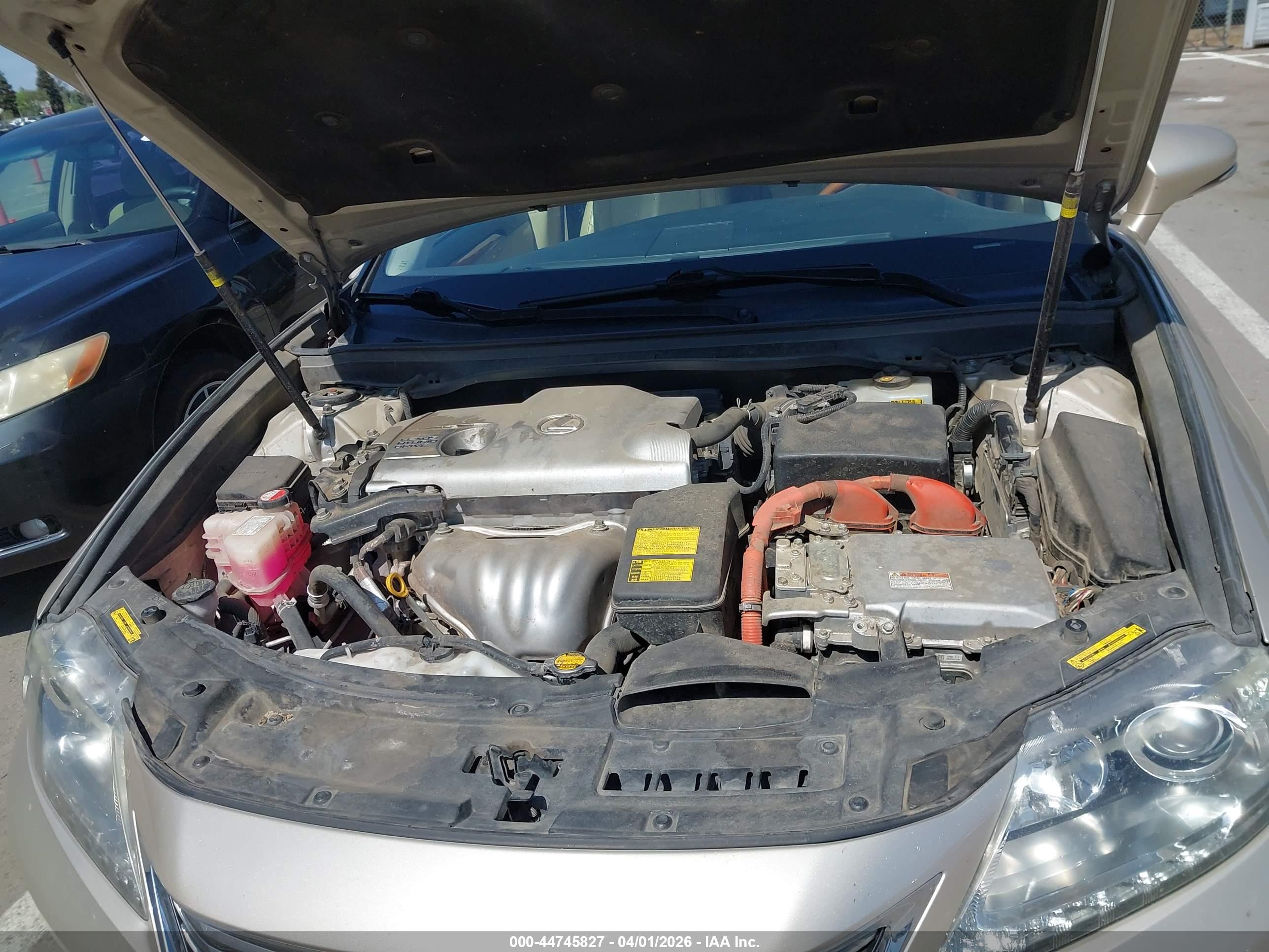 LEXUS ES image 10