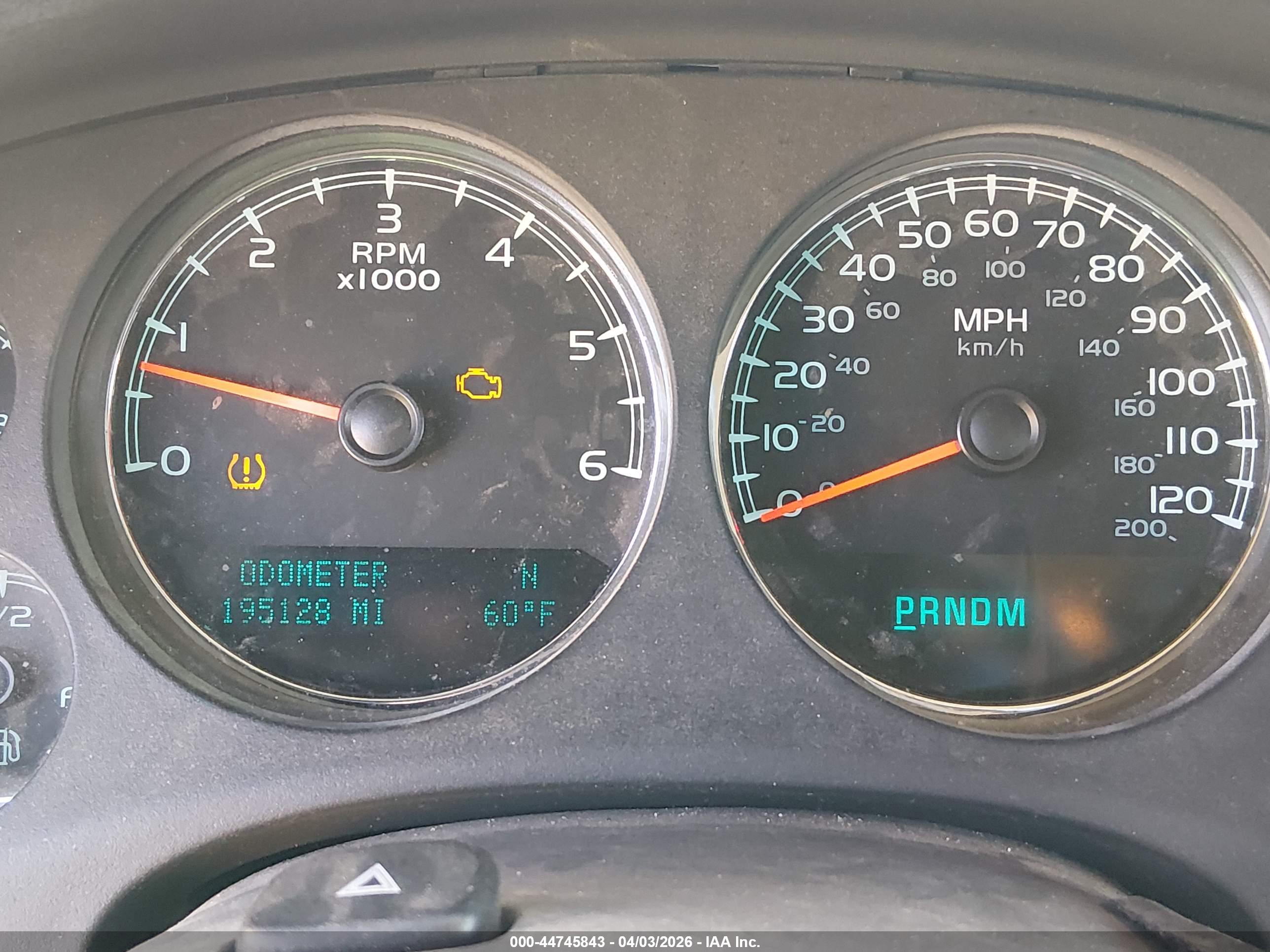 CHEVROLET TAHOE image 7