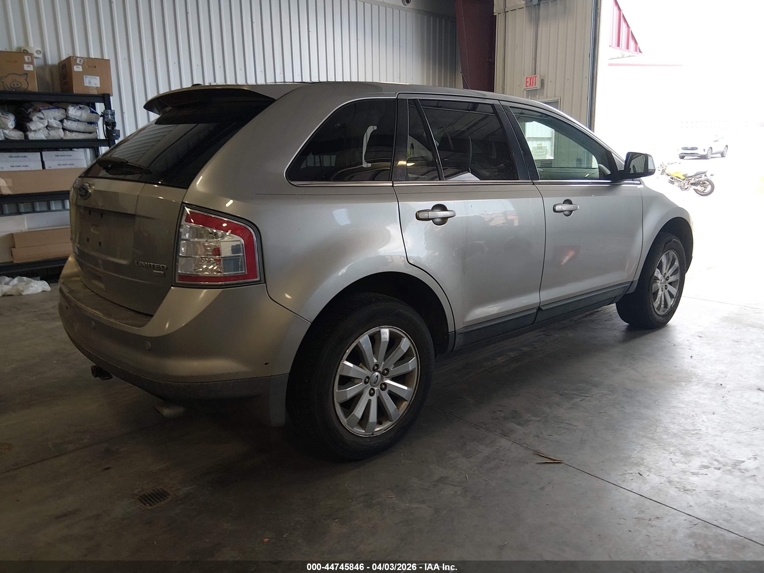 FORD EDGE image 4