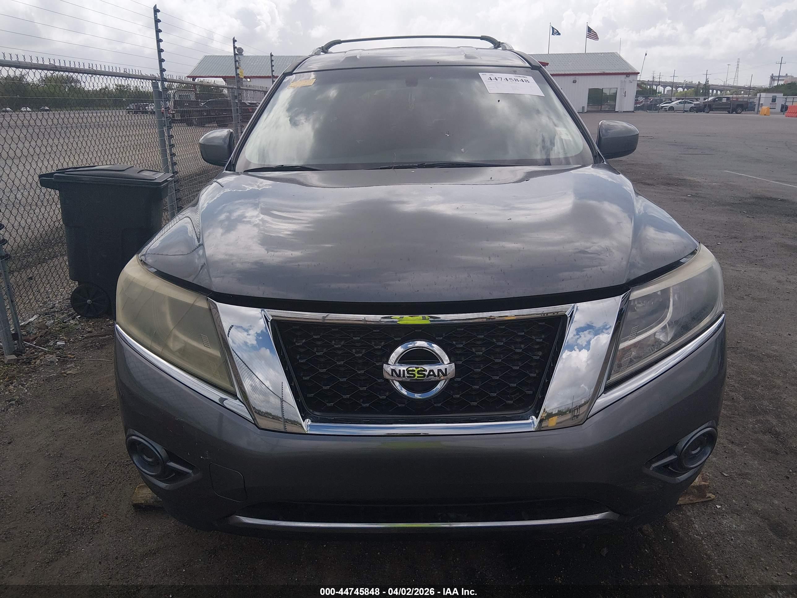 NISSAN PATHFINDER image 6