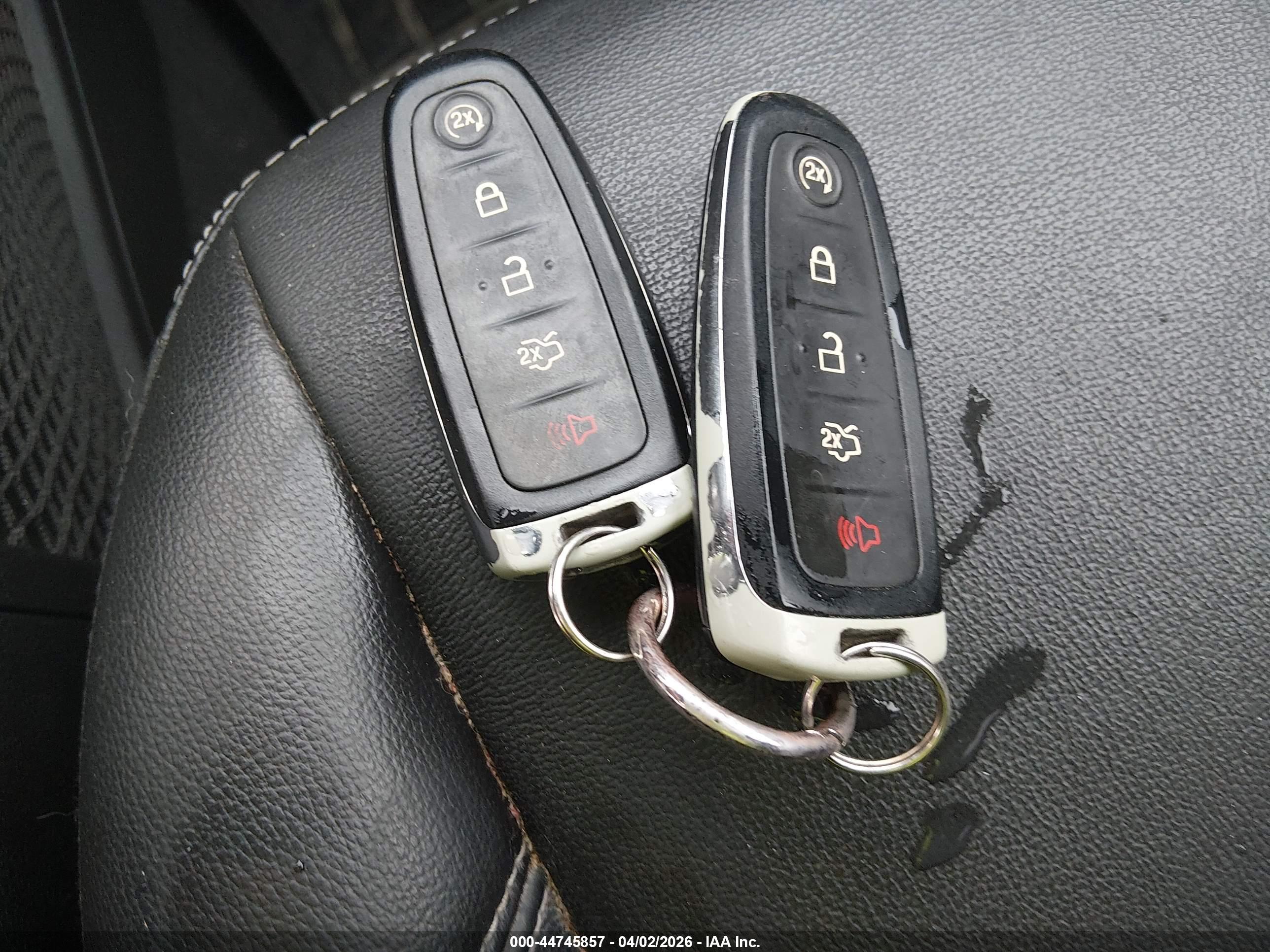 FORD ESCAPE image 11