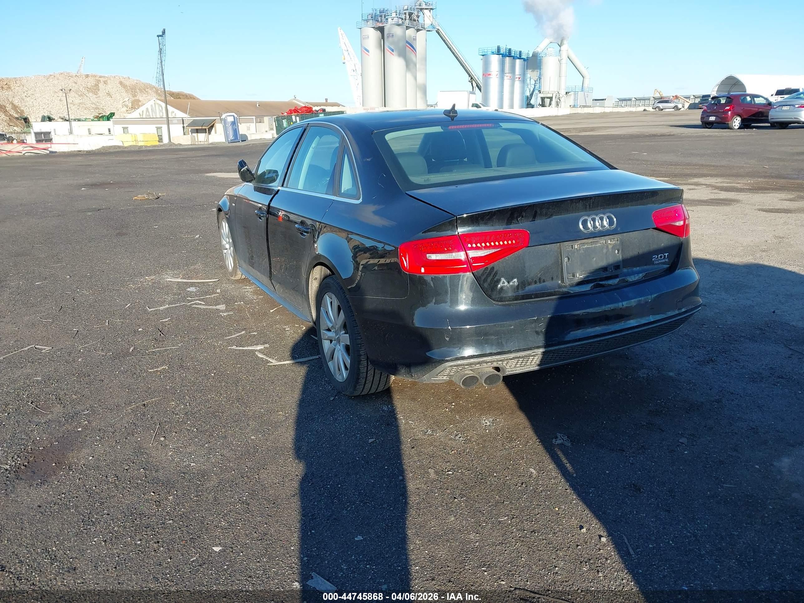 AUDI A4 image 3