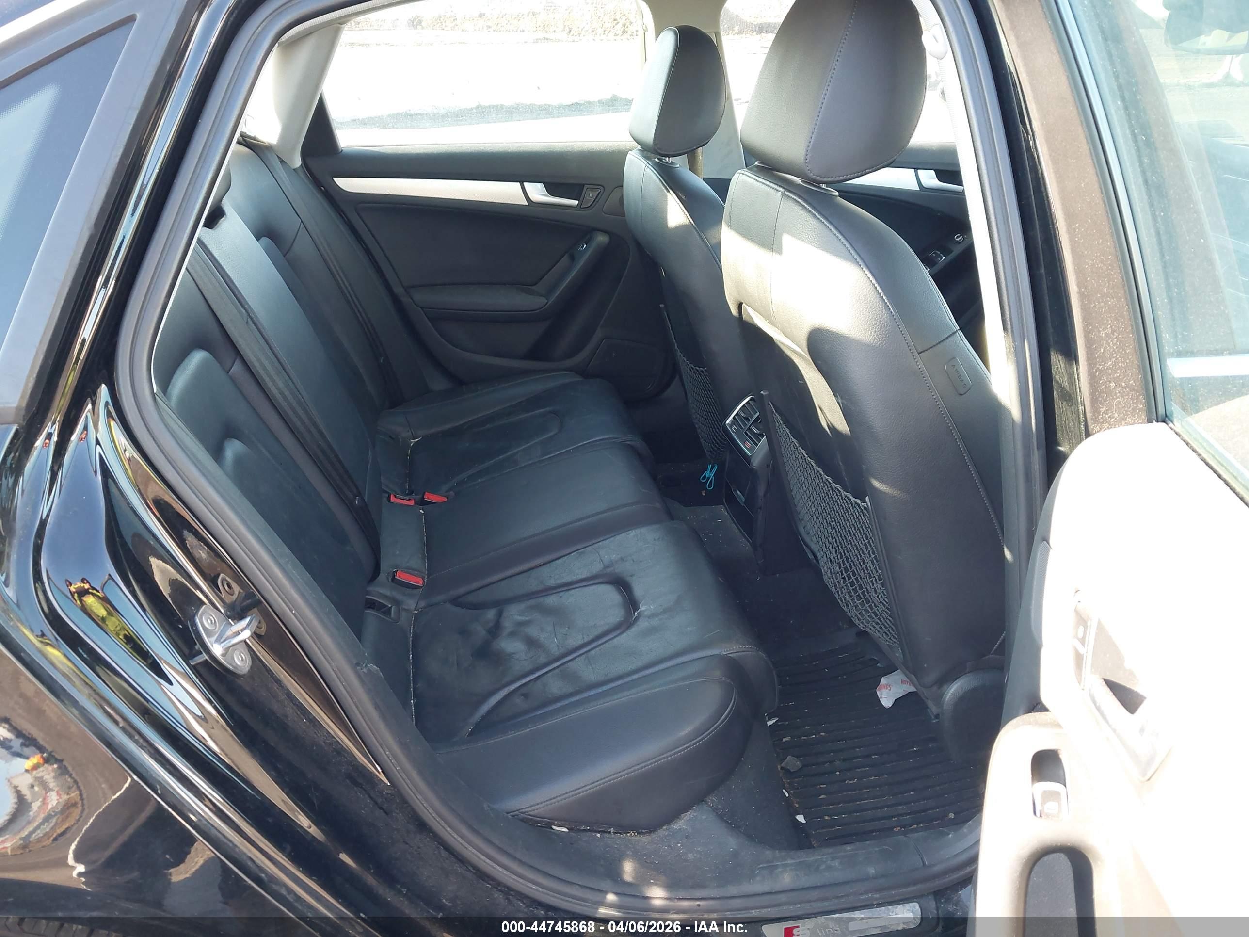 AUDI A4 image 8