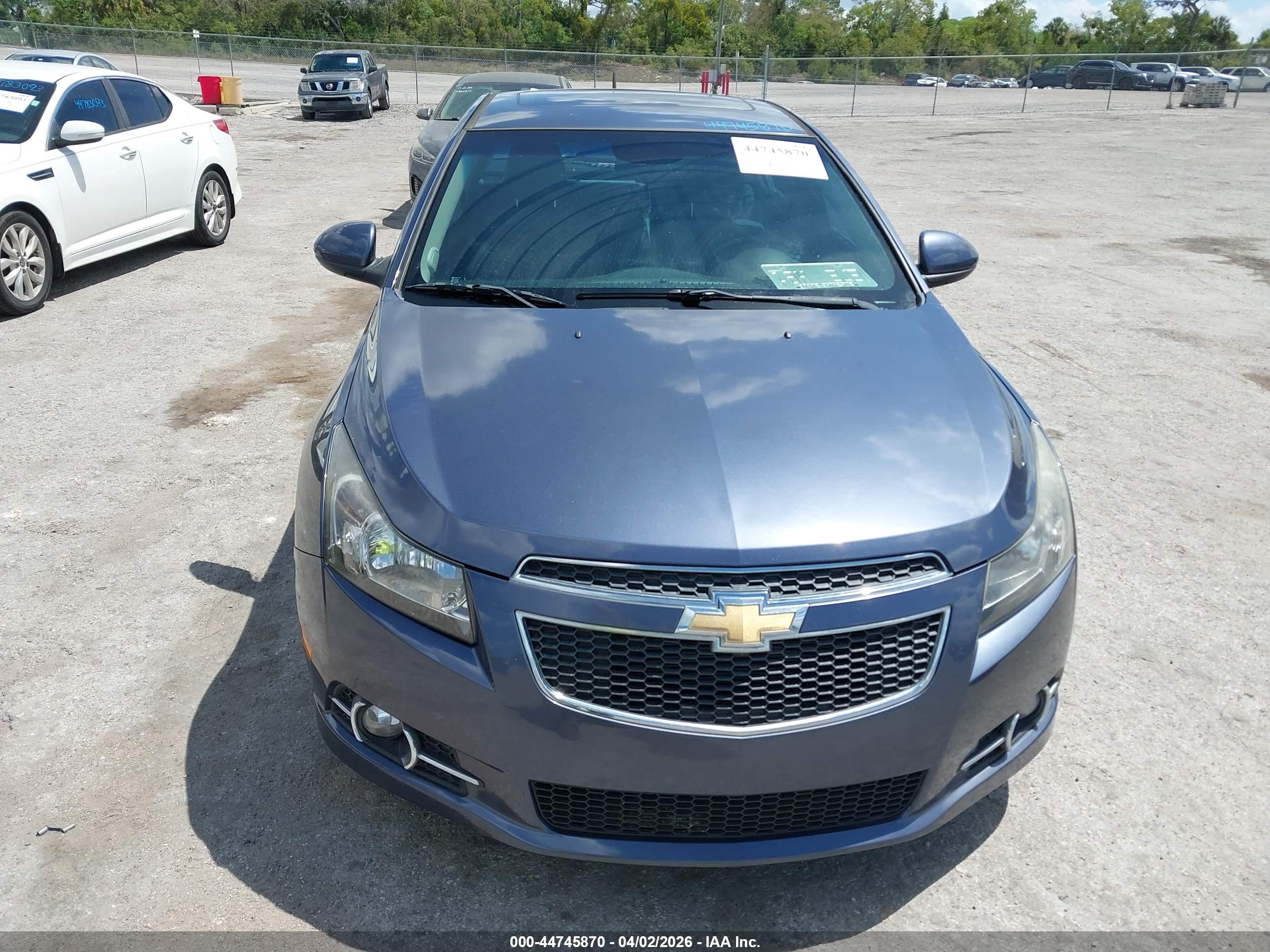 CHEVROLET CRUZE image 6