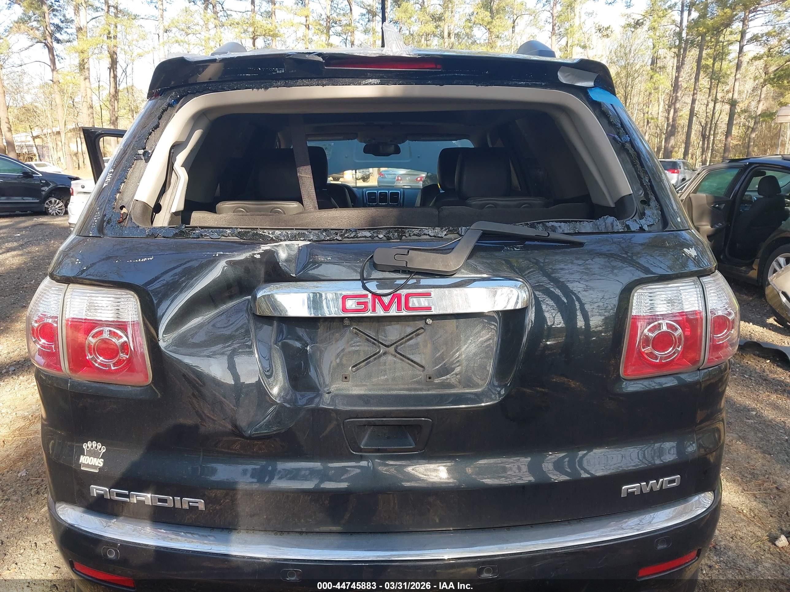 GMC ACADIA image 6