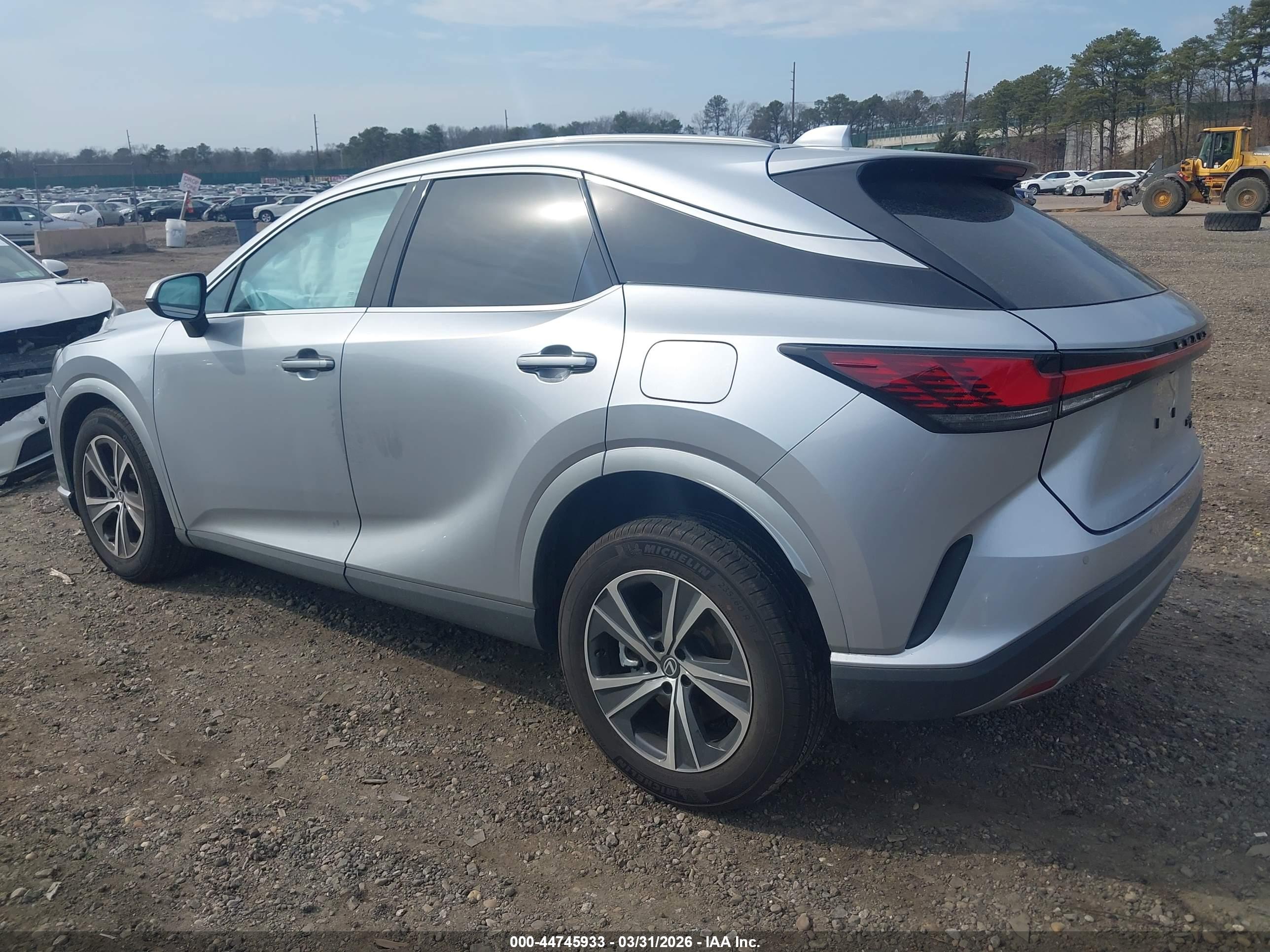 LEXUS RX image 3