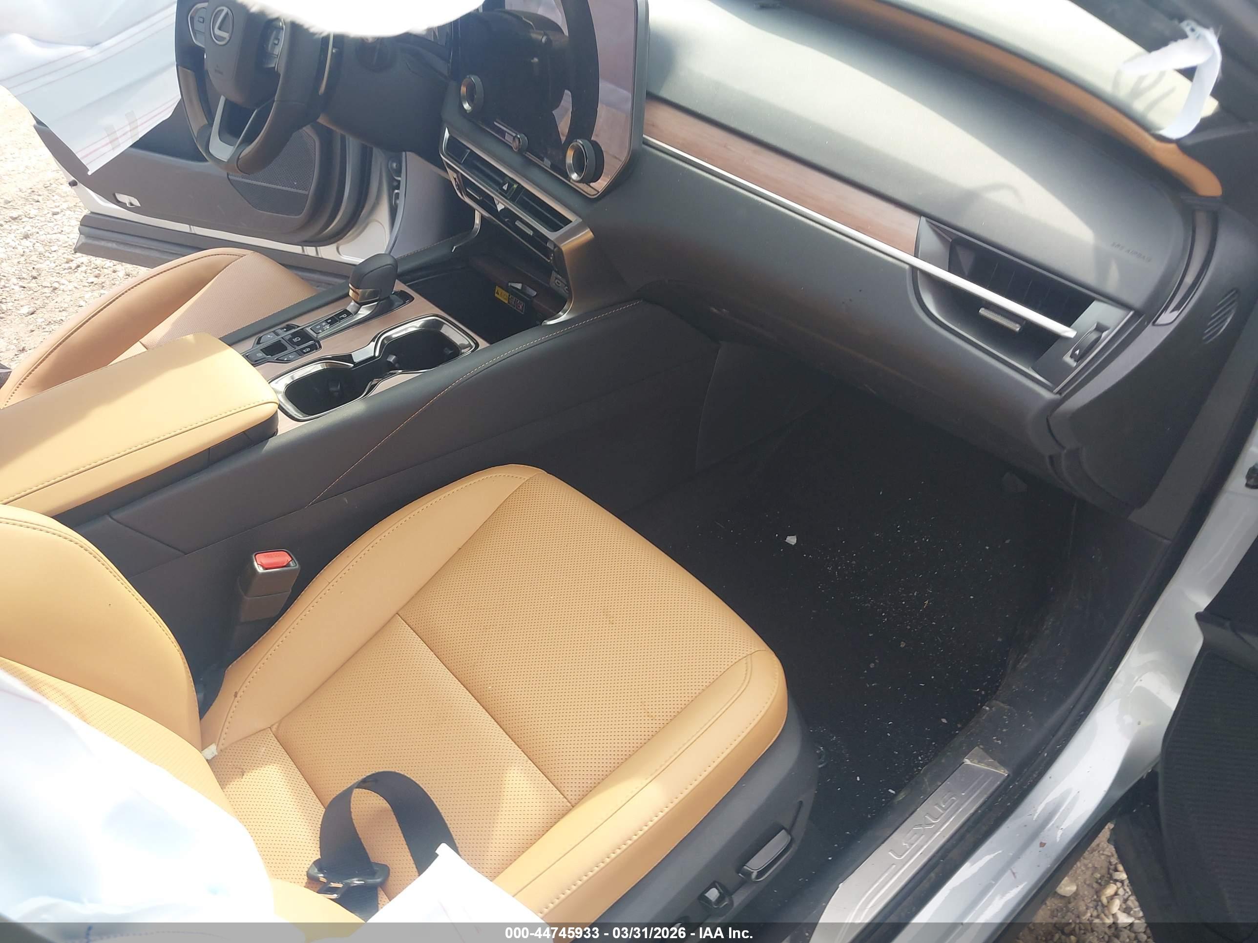 LEXUS RX image 5
