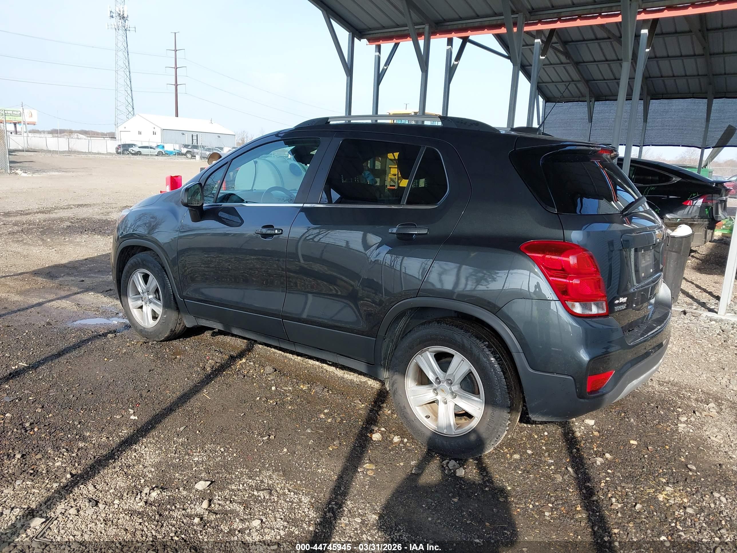 CHEVROLET TRAX image 3