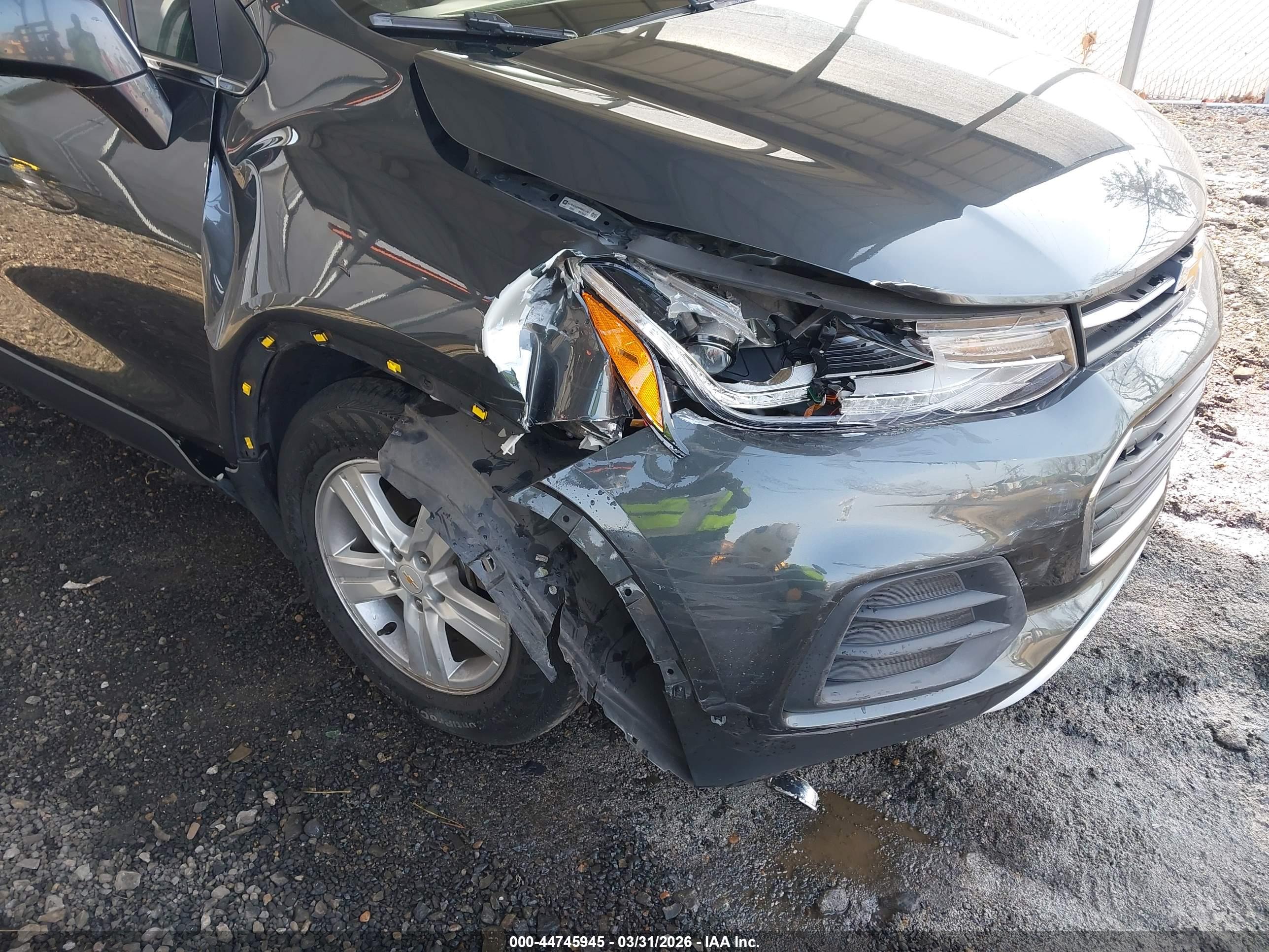 CHEVROLET TRAX image 6