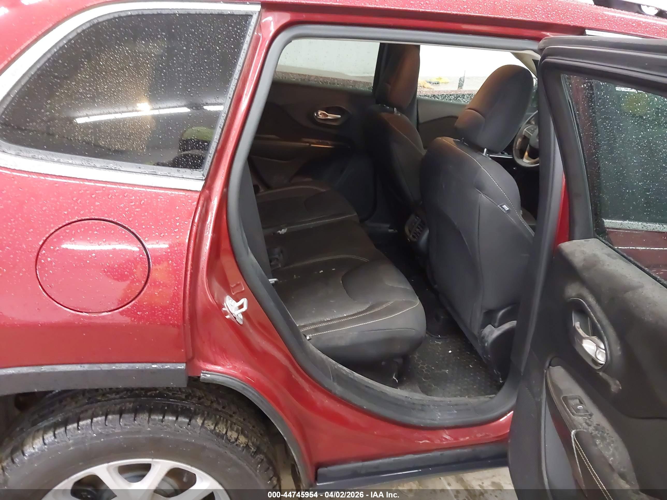 JEEP CHEROKEE image 8