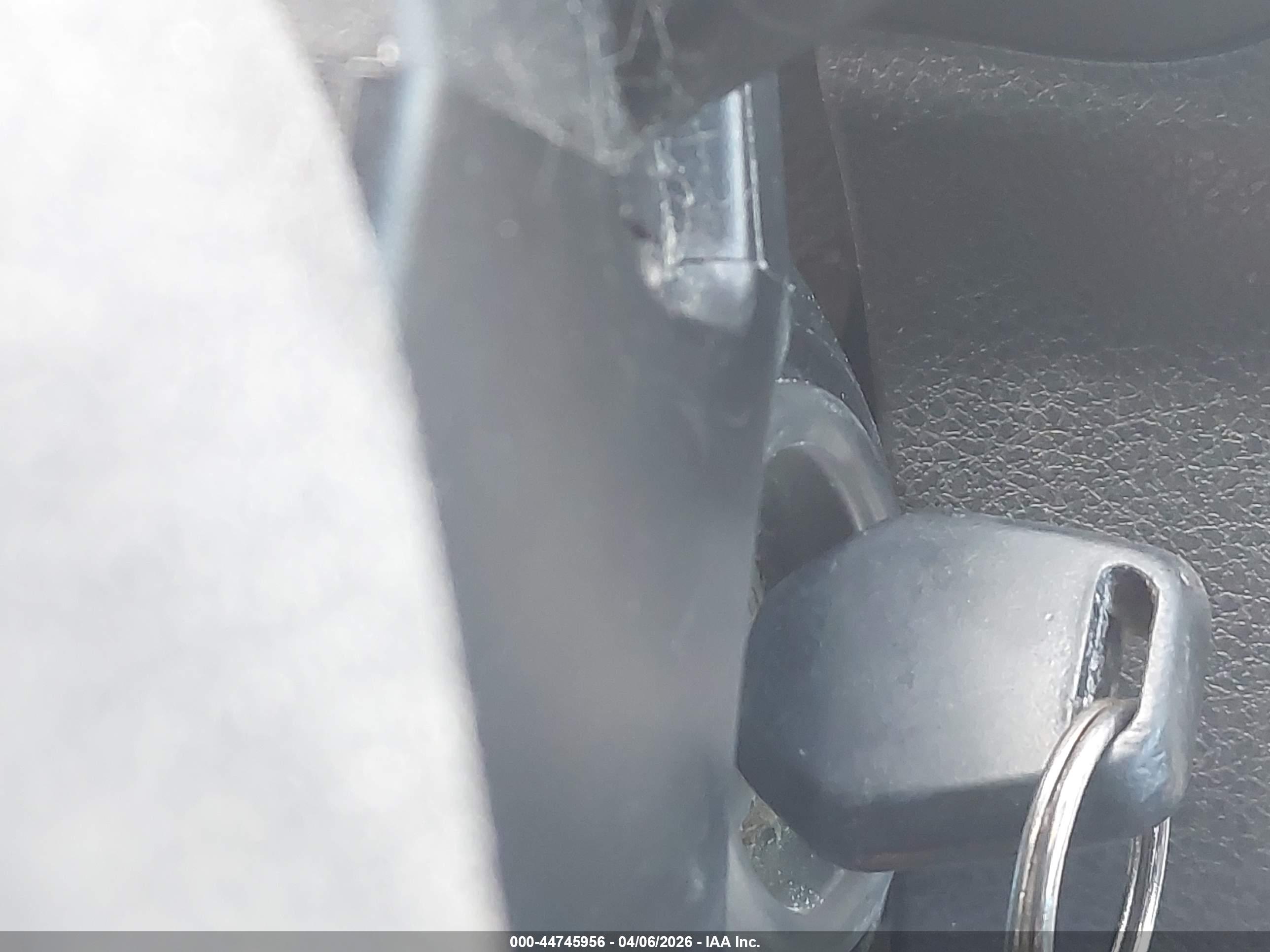 SUBARU FORESTER image 11