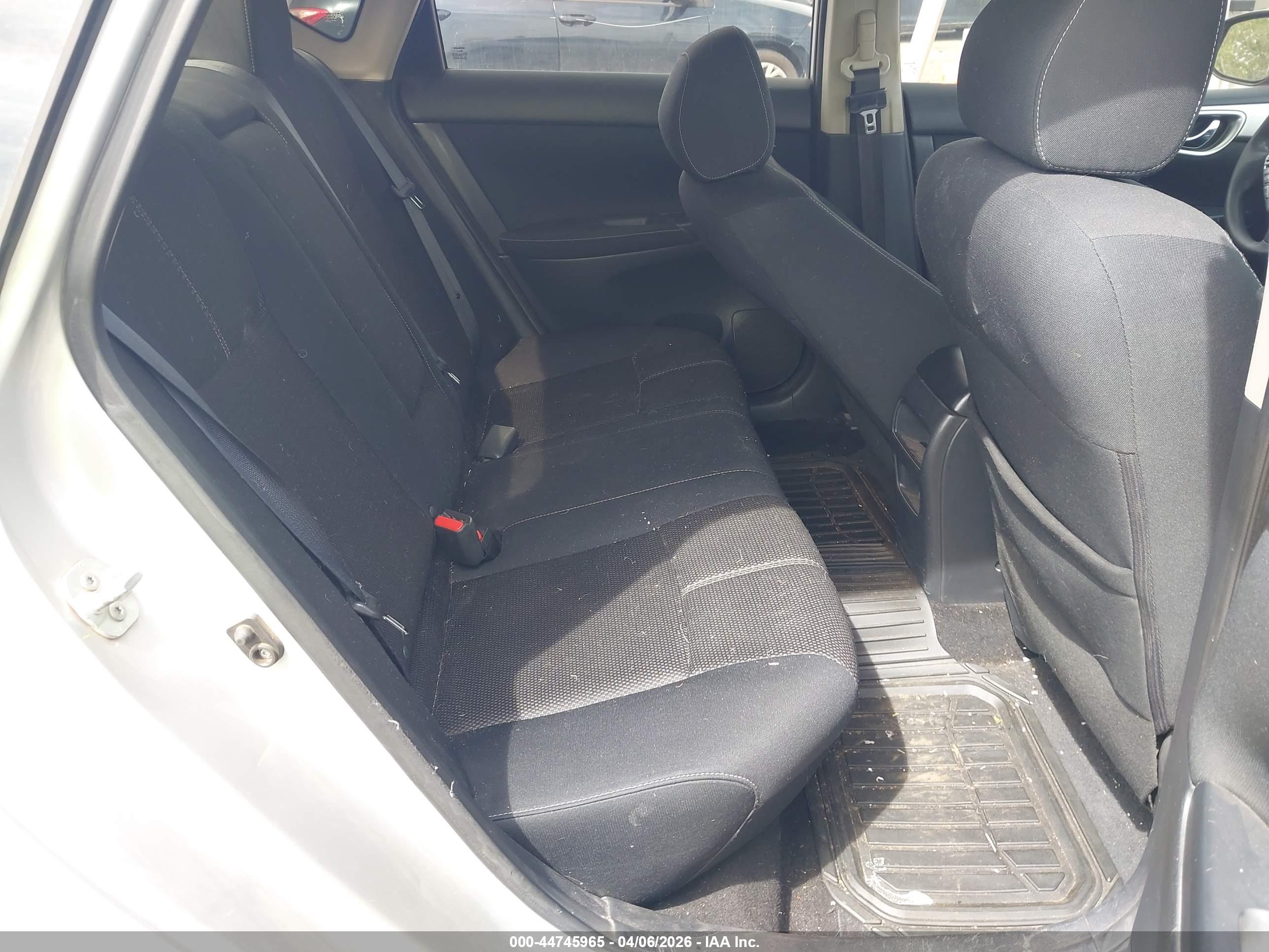 NISSAN SENTRA image 8
