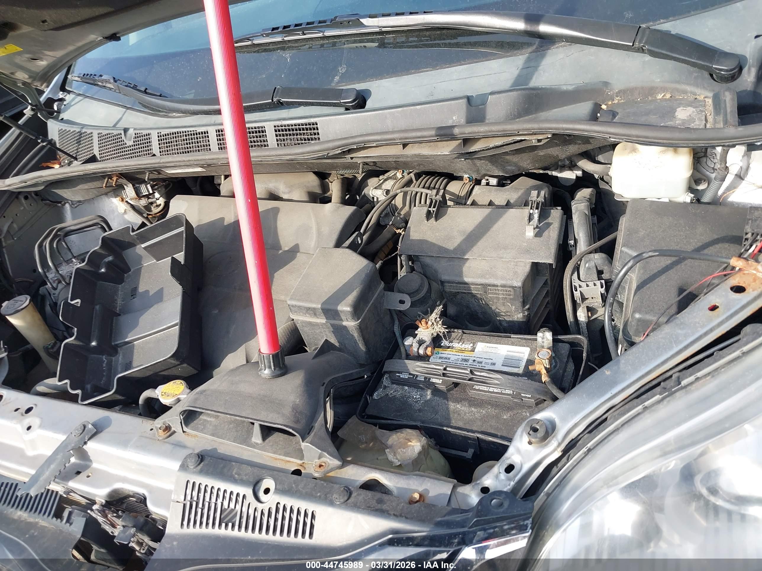TOYOTA SIENNA image 10