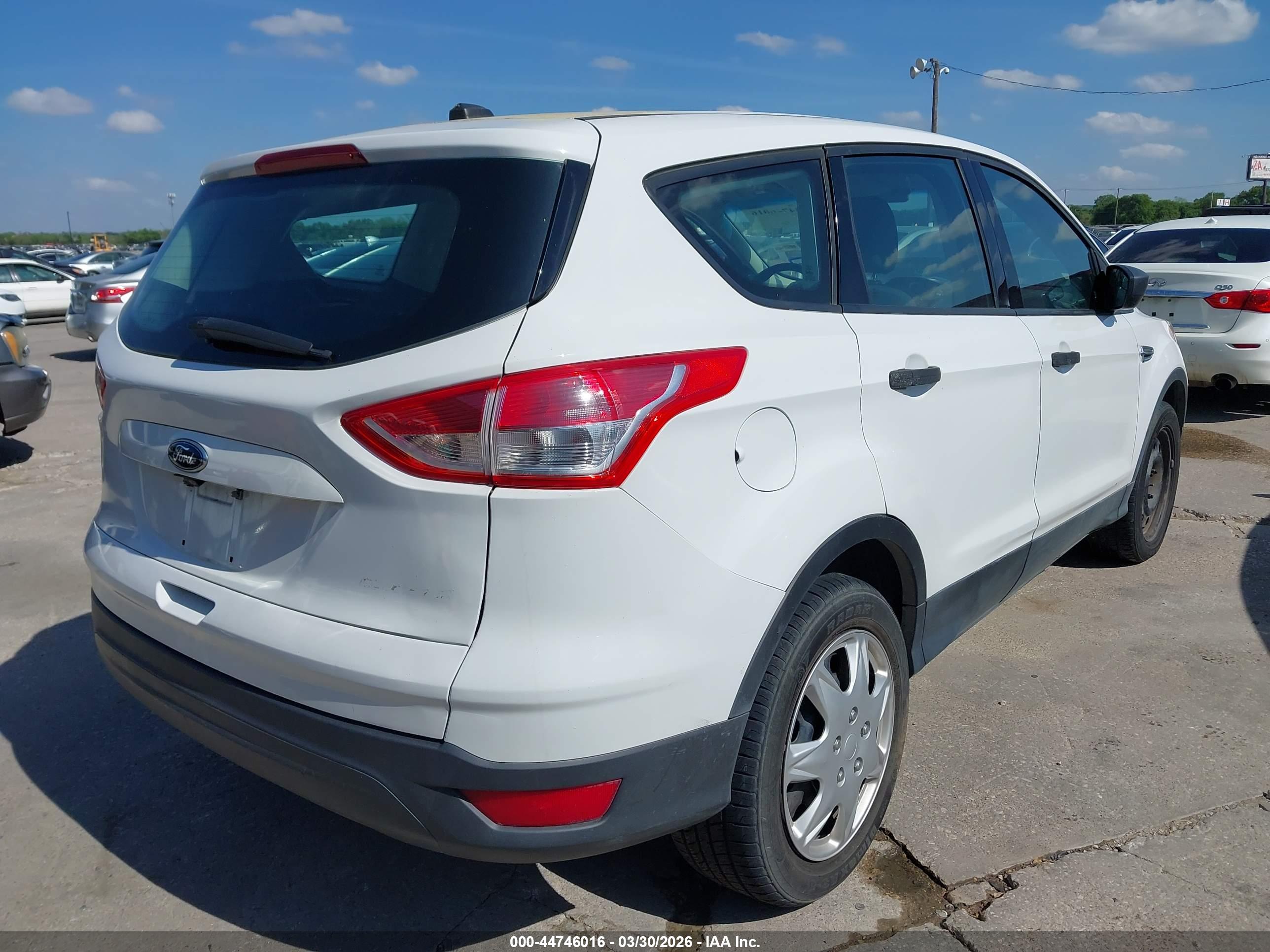 FORD ESCAPE image 4