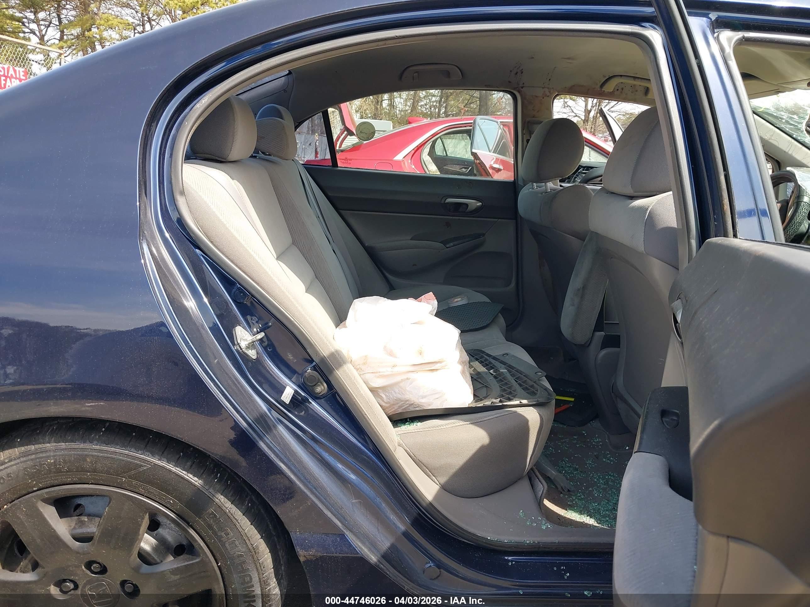 HONDA CIVIC image 8