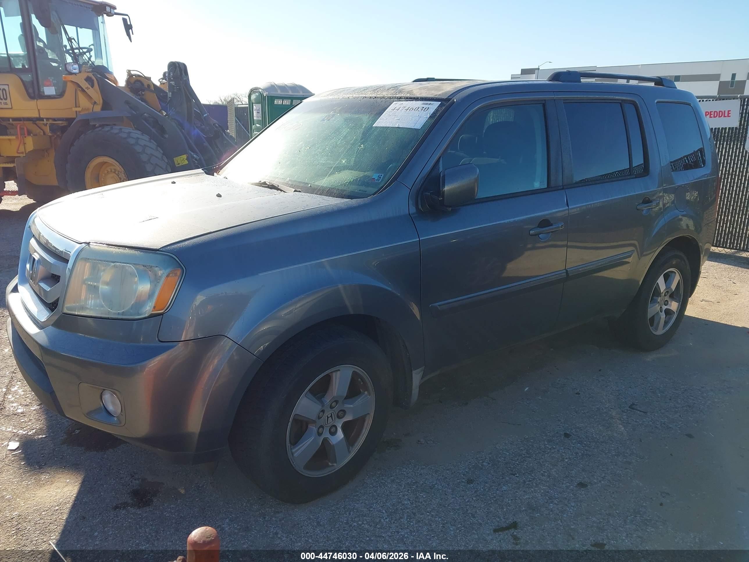 HONDA PILOT image 2