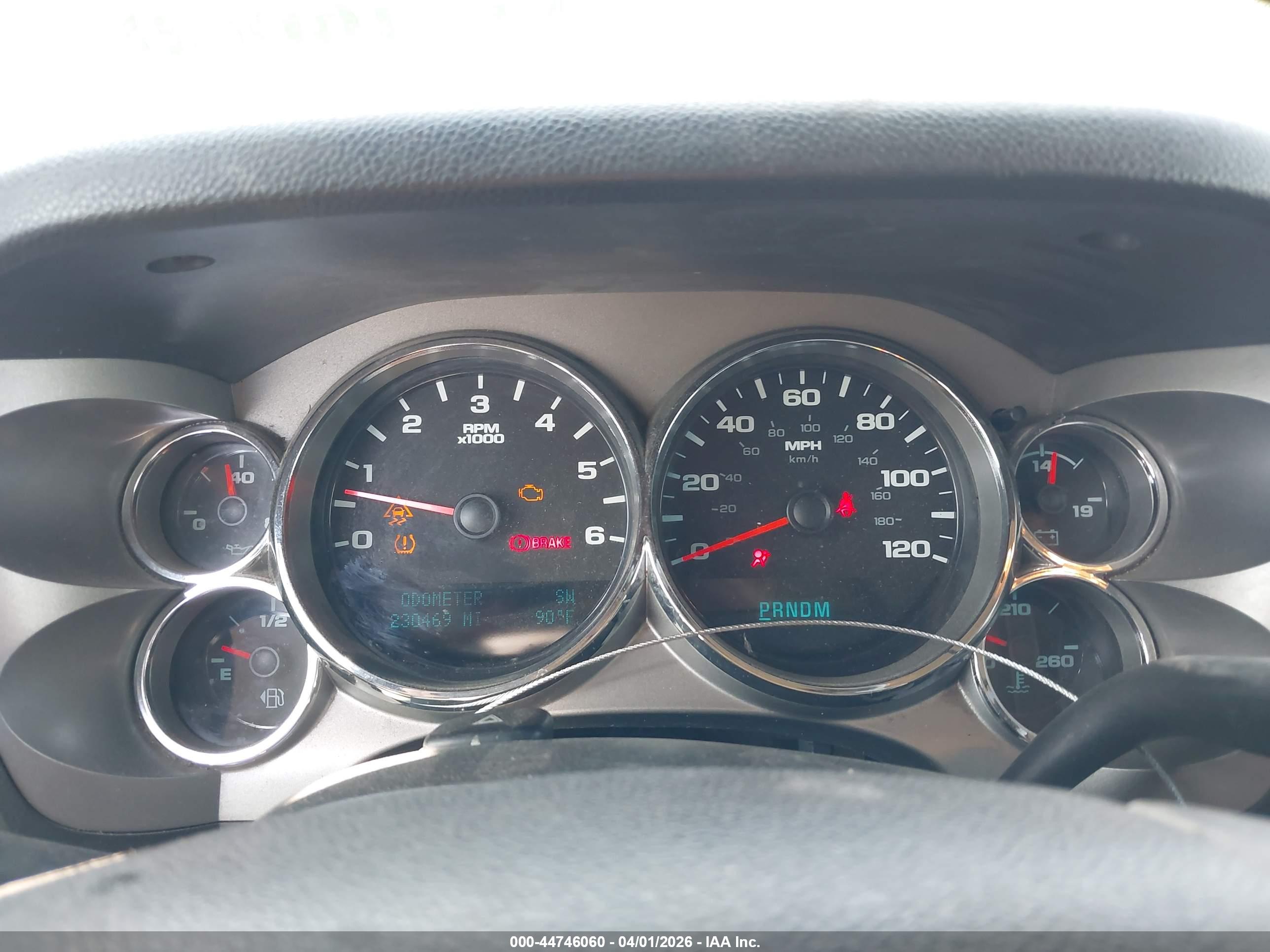 CHEVROLET SILVERADO image 7