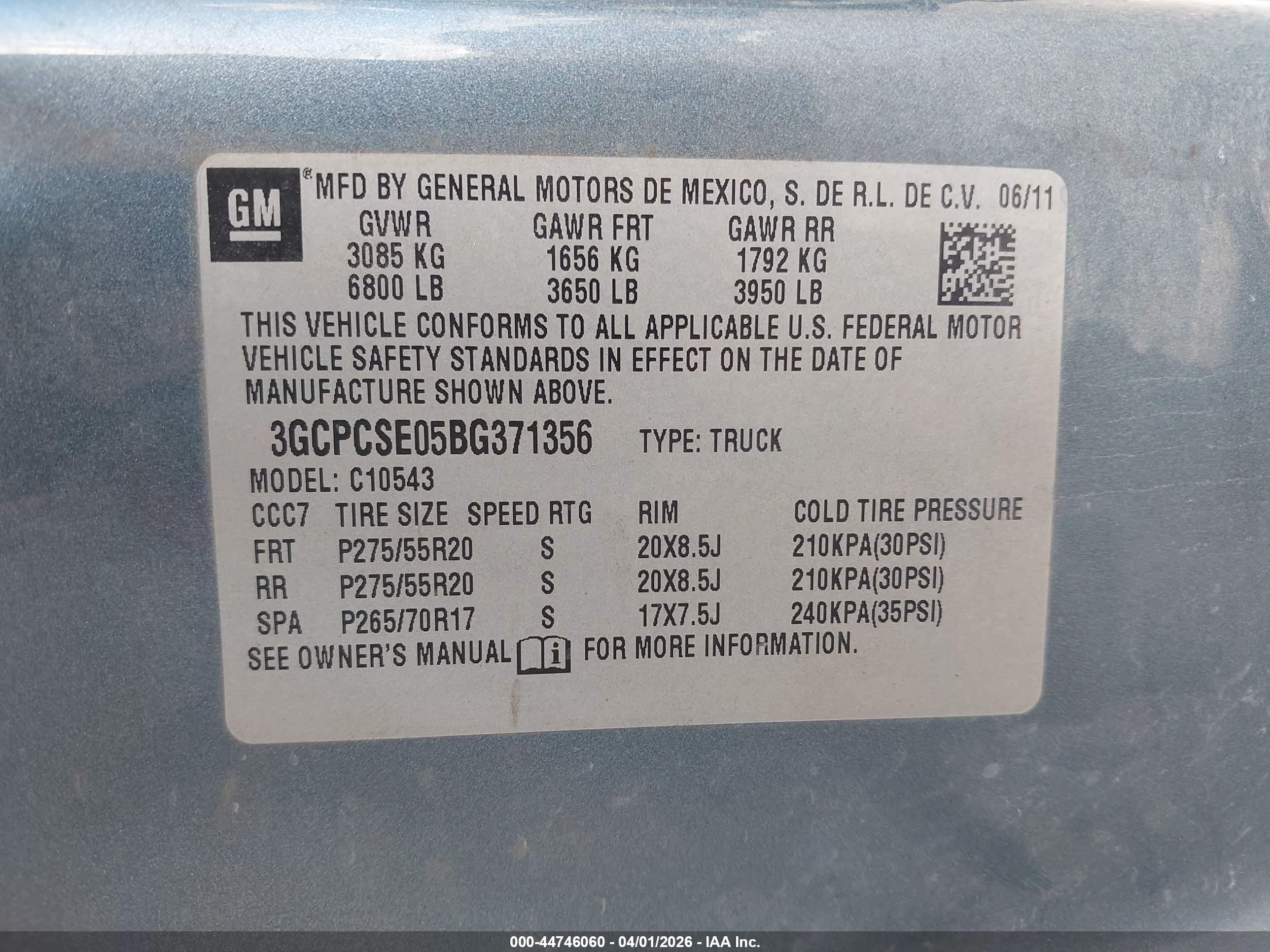 CHEVROLET SILVERADO image 9