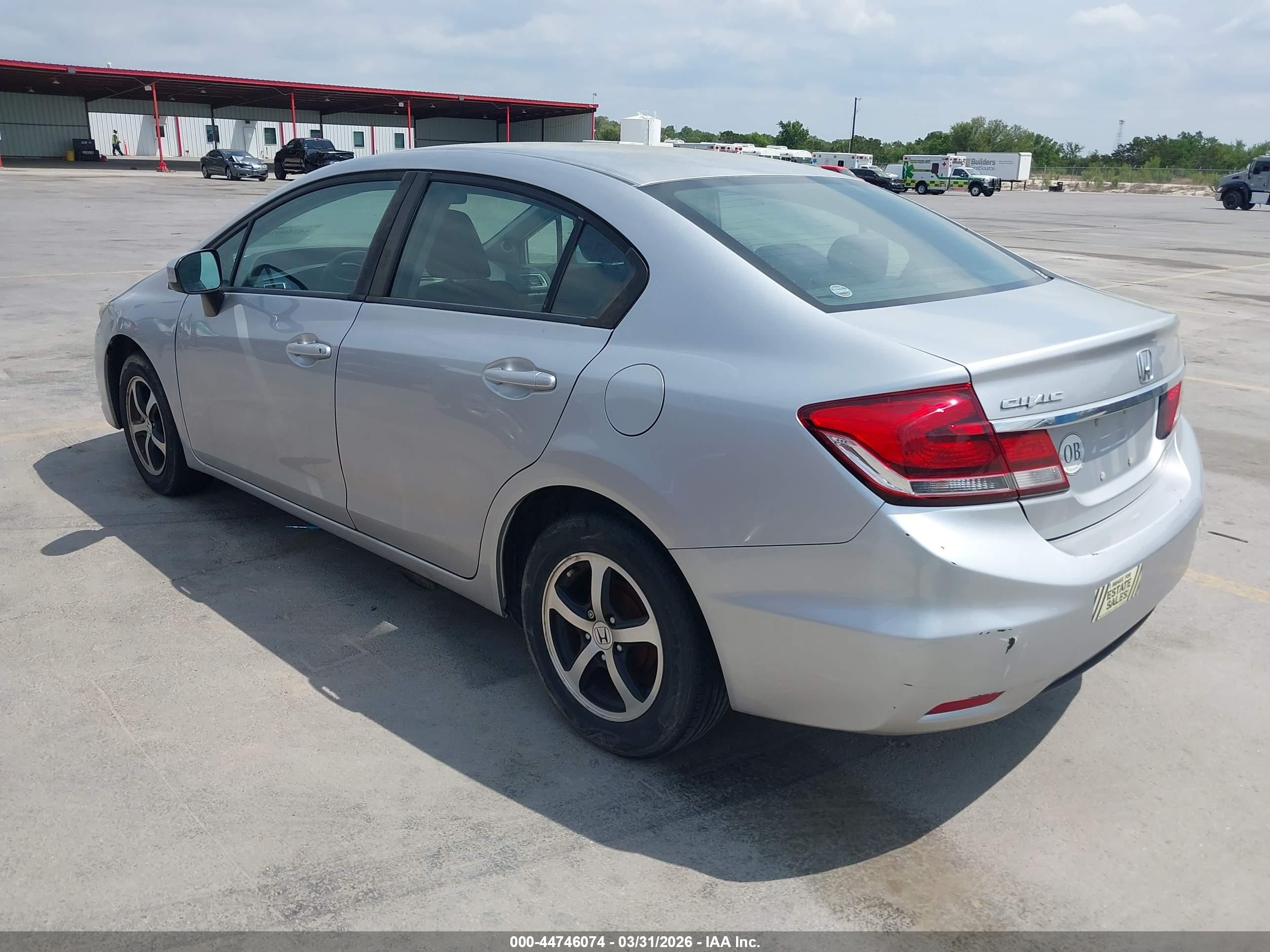HONDA CIVIC image 3