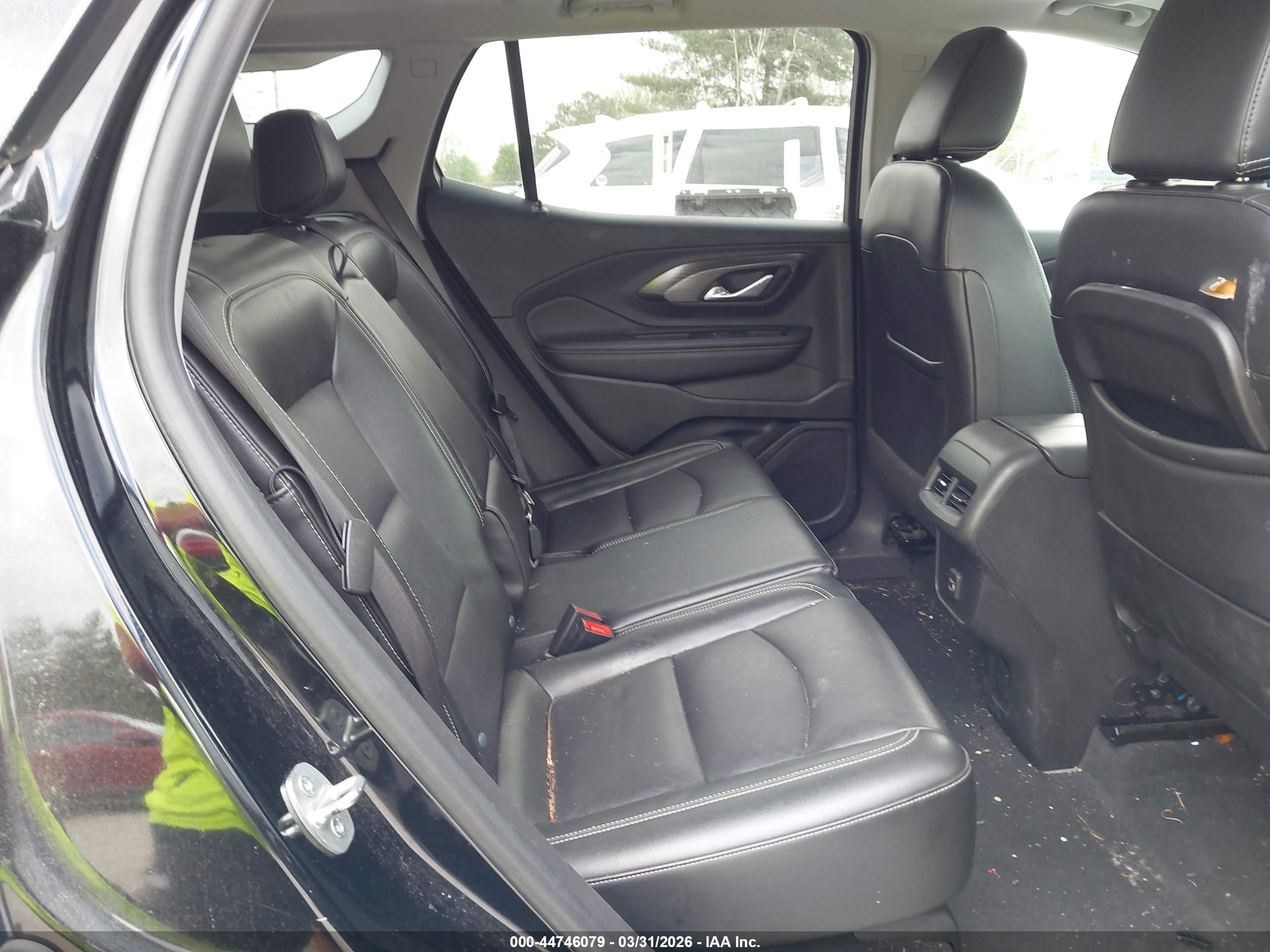 GMC TERRAIN image 8