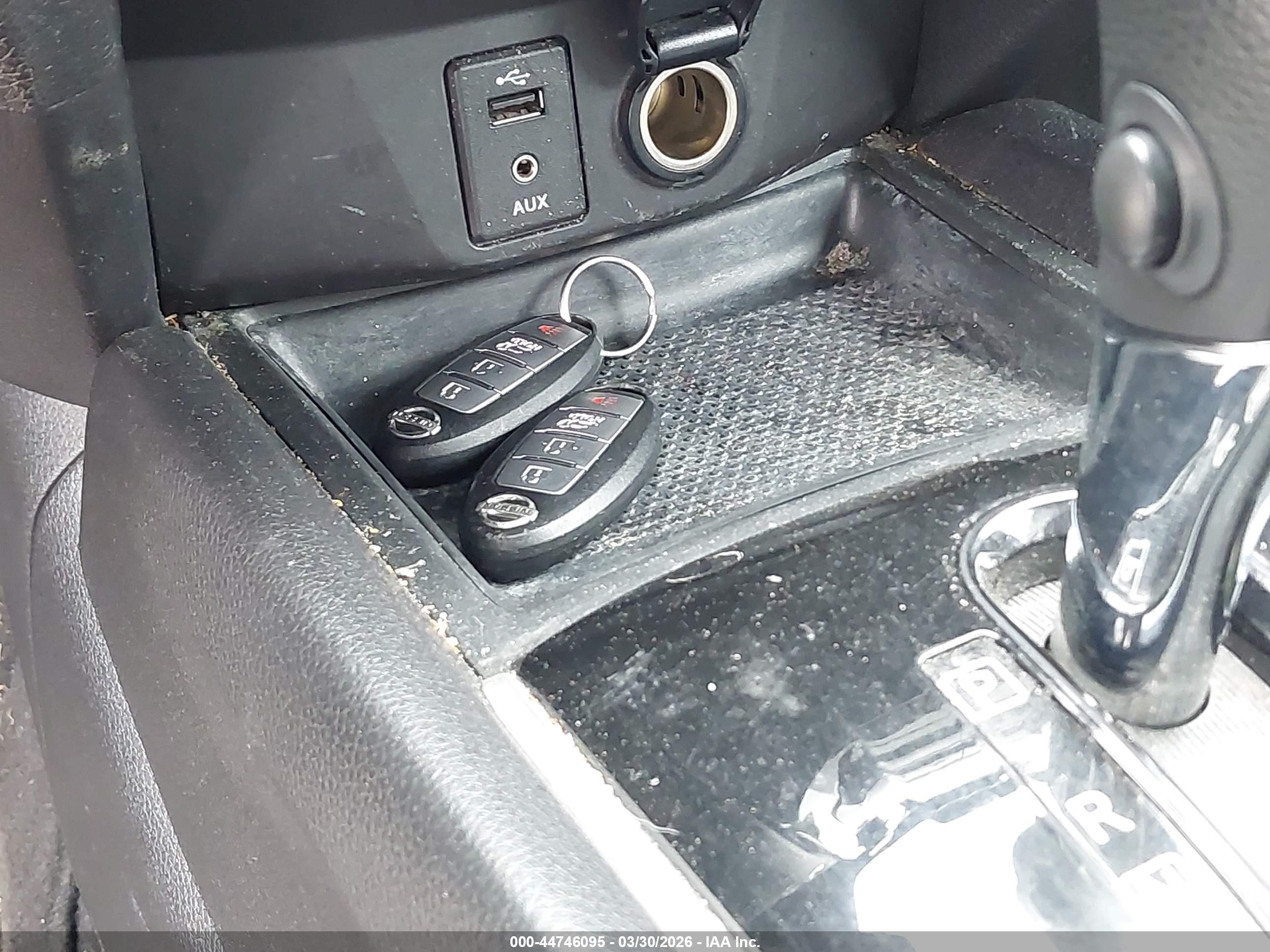 NISSAN ROGUE image 11