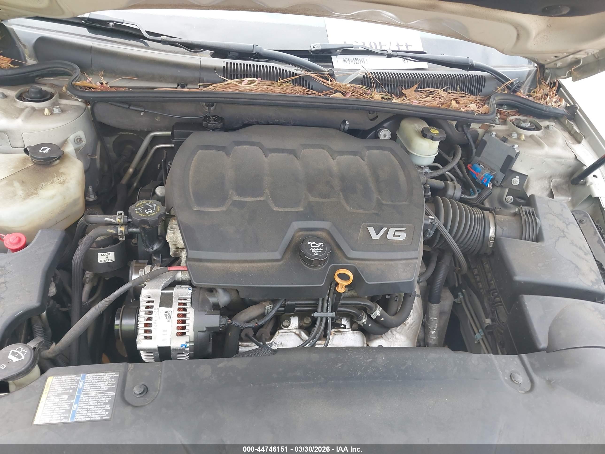 BUICK LUCERNE image 10