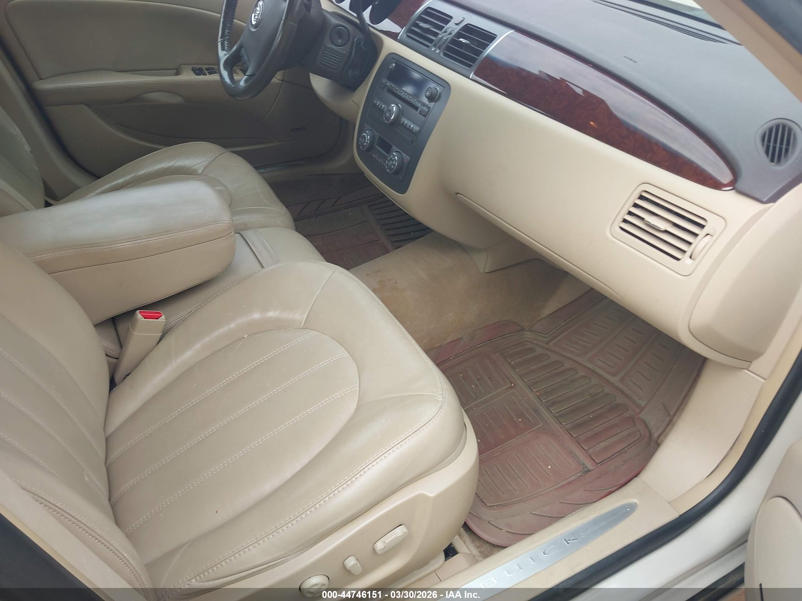 BUICK LUCERNE image 5