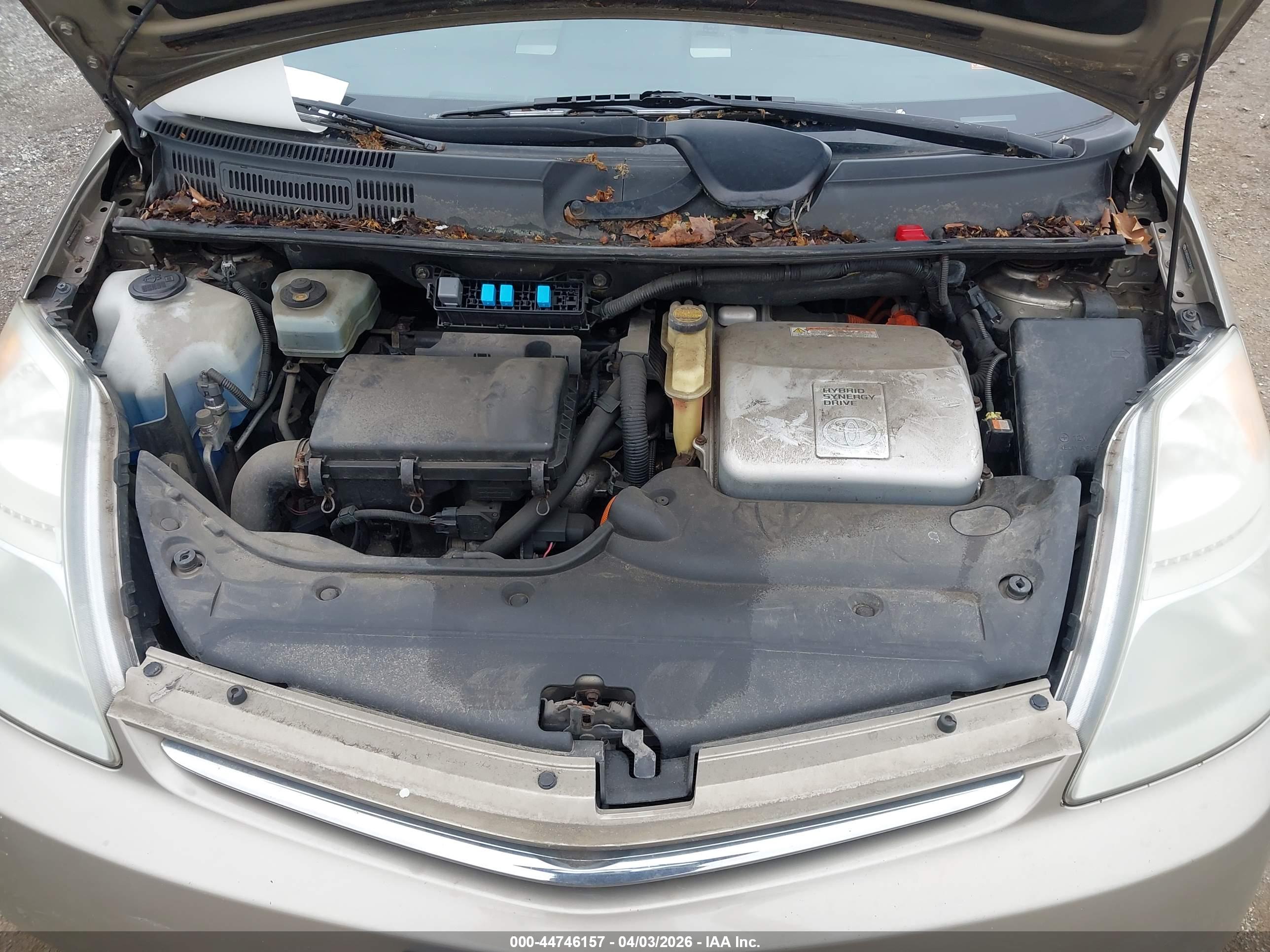 TOYOTA PRIUS image 10