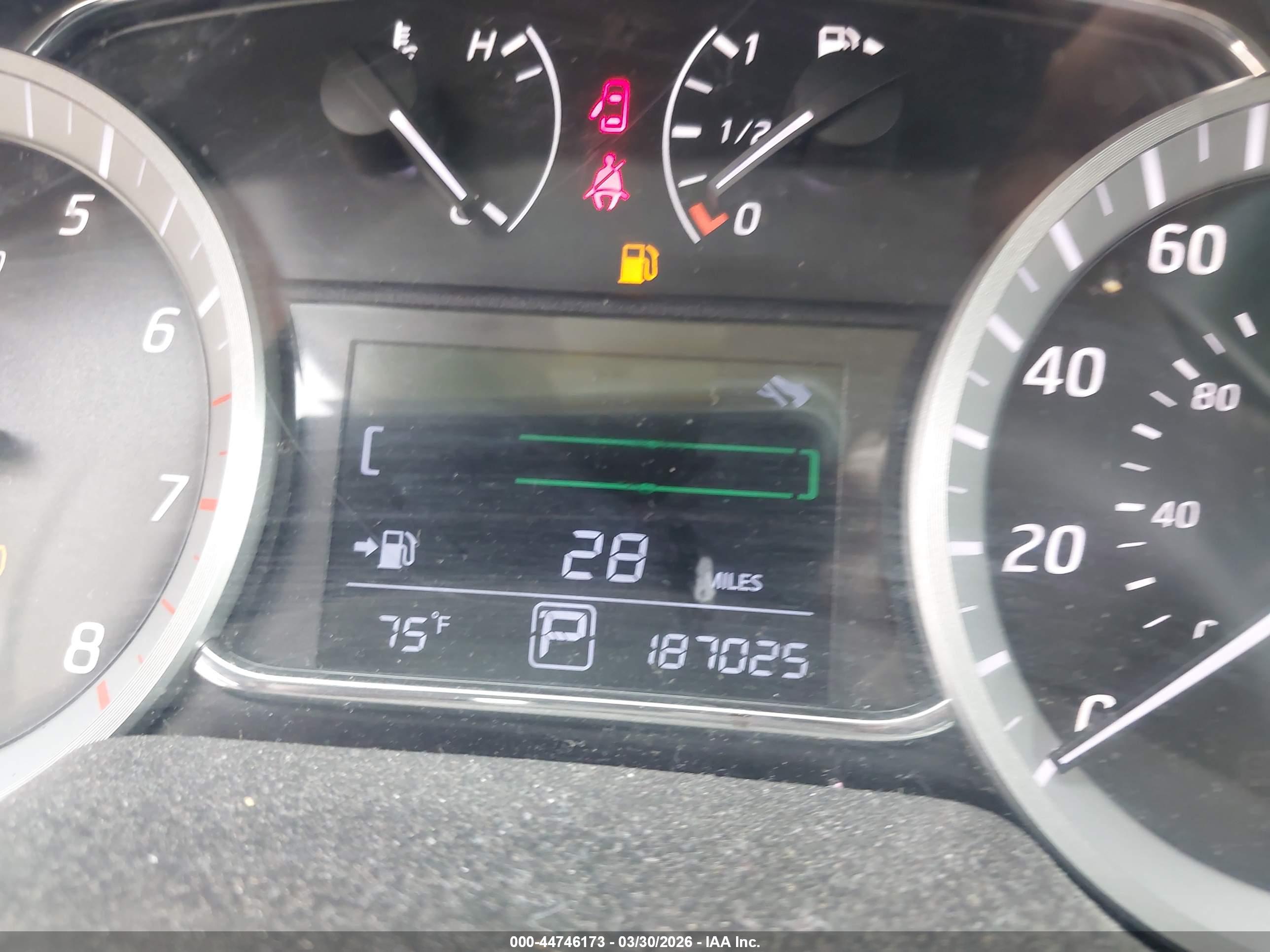 NISSAN SENTRA image 7