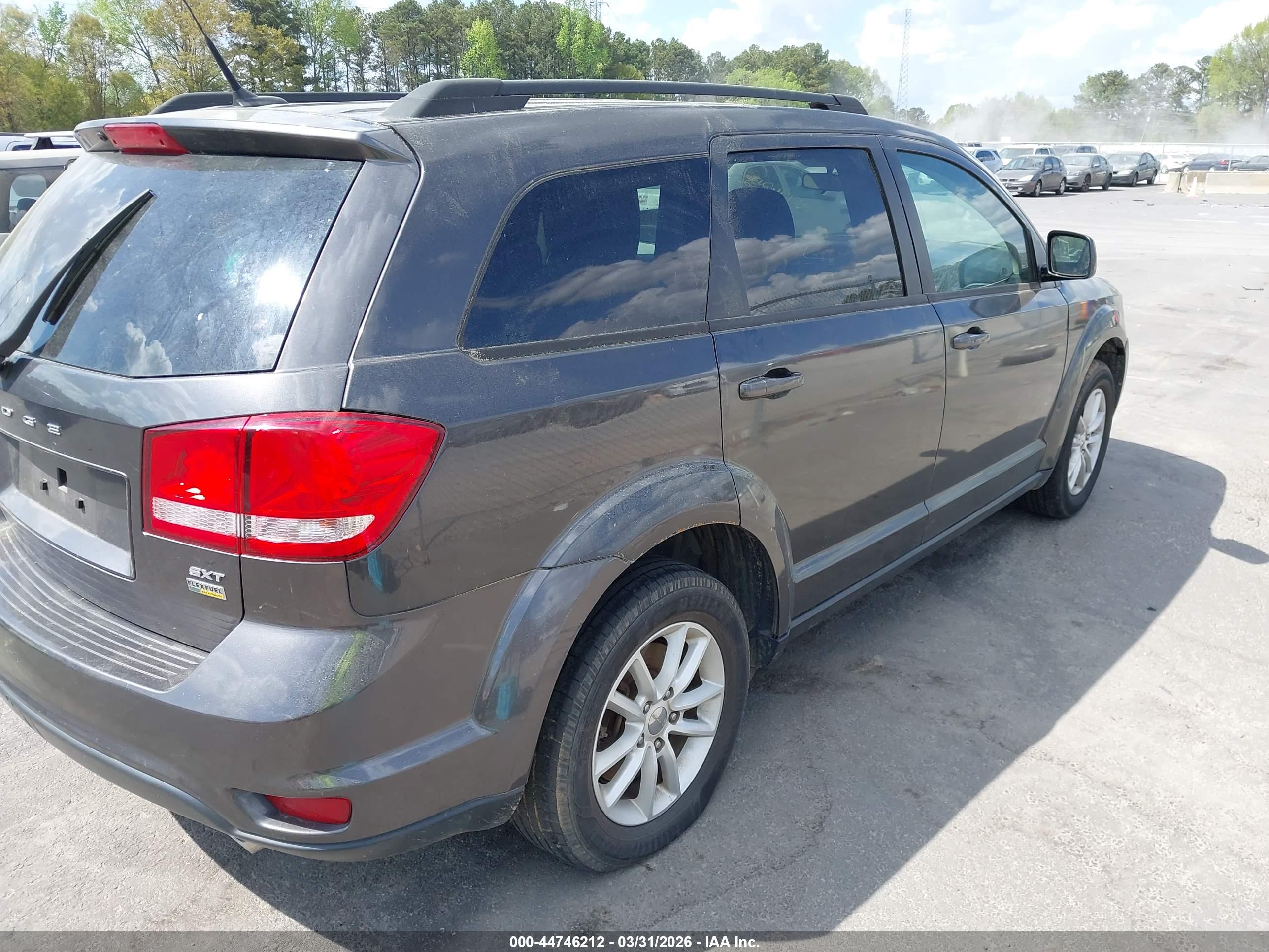 DODGE JOURNEY image 4
