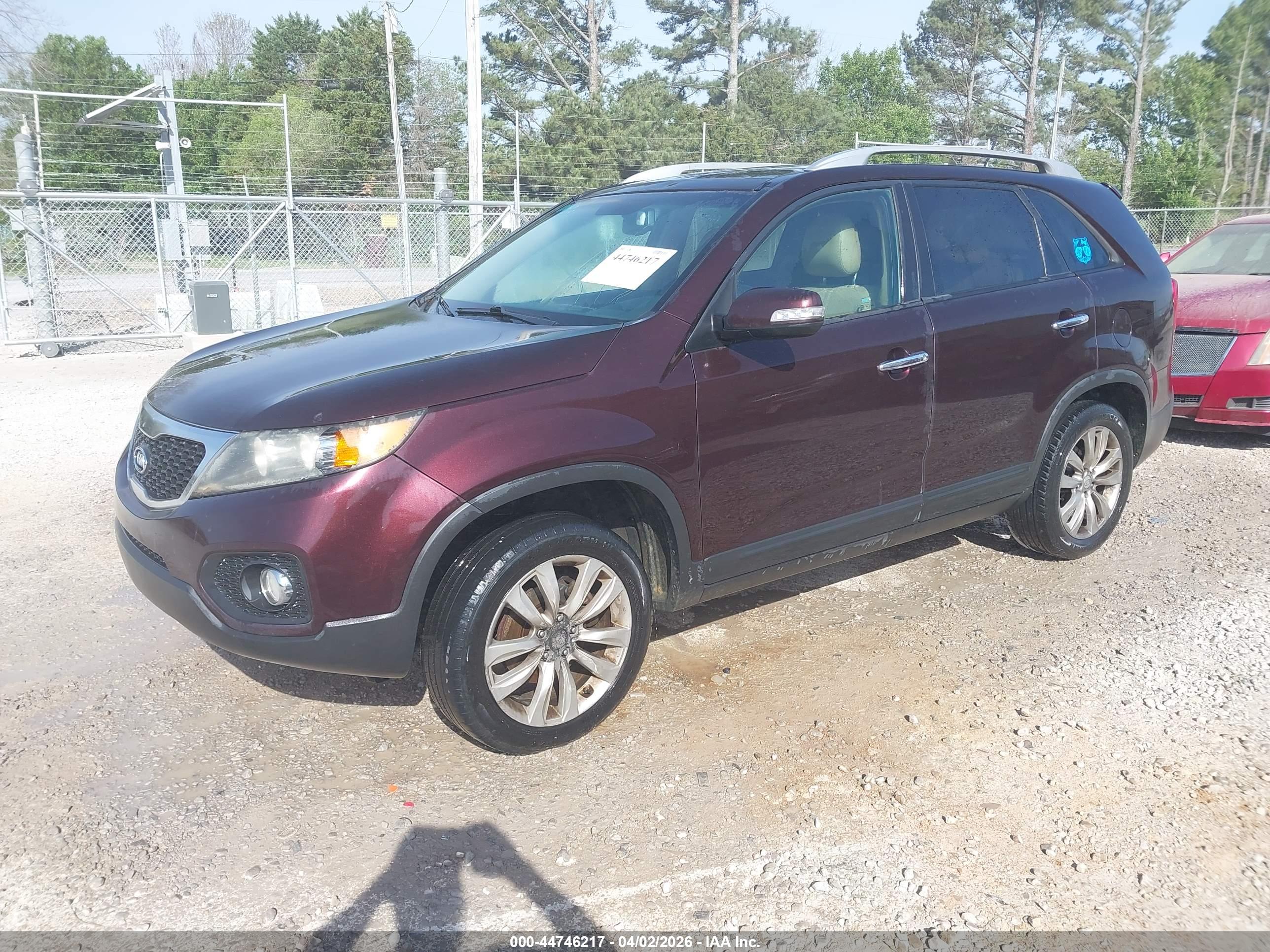 KIA SORENTO image 2