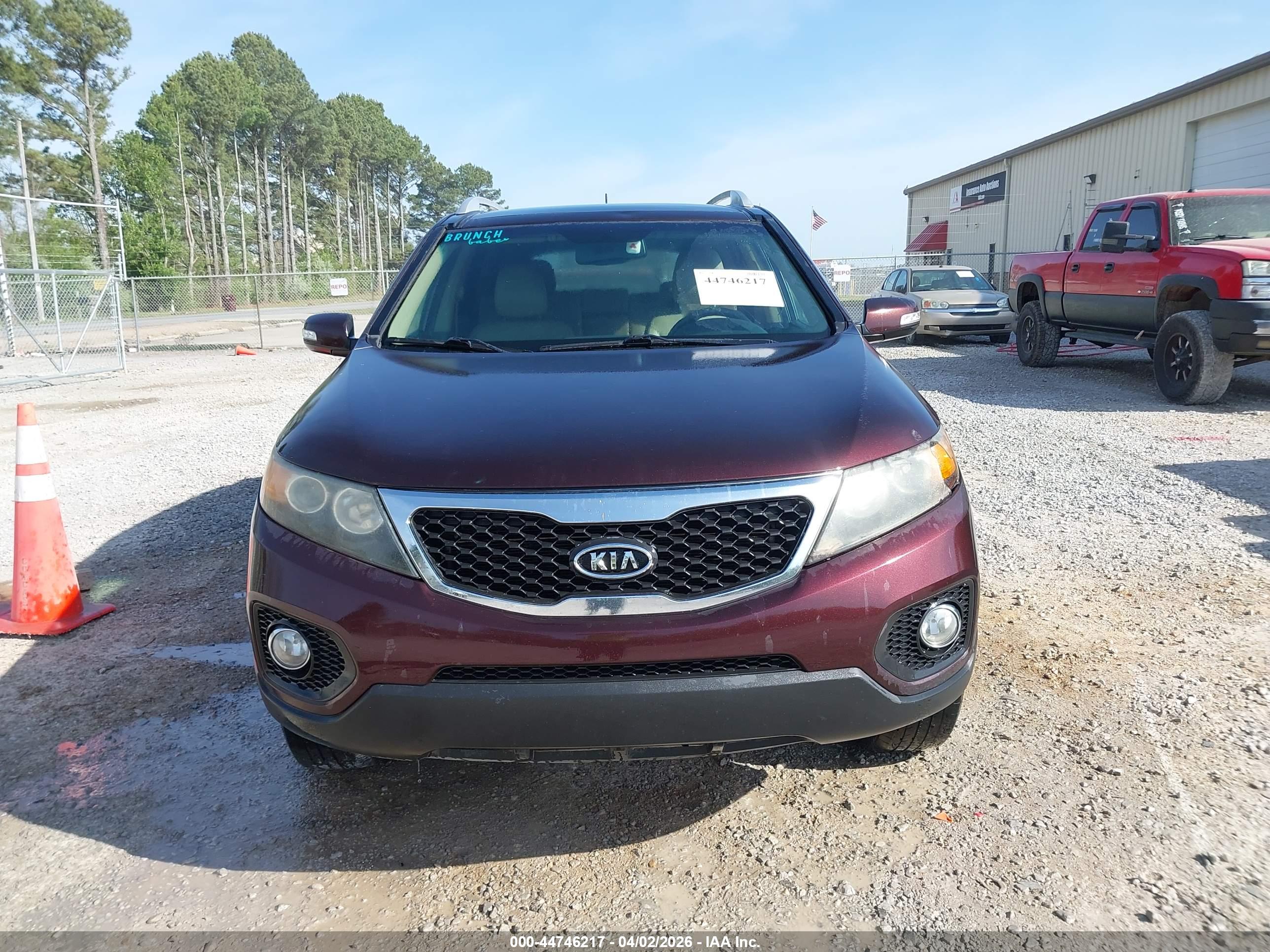 KIA SORENTO image 6