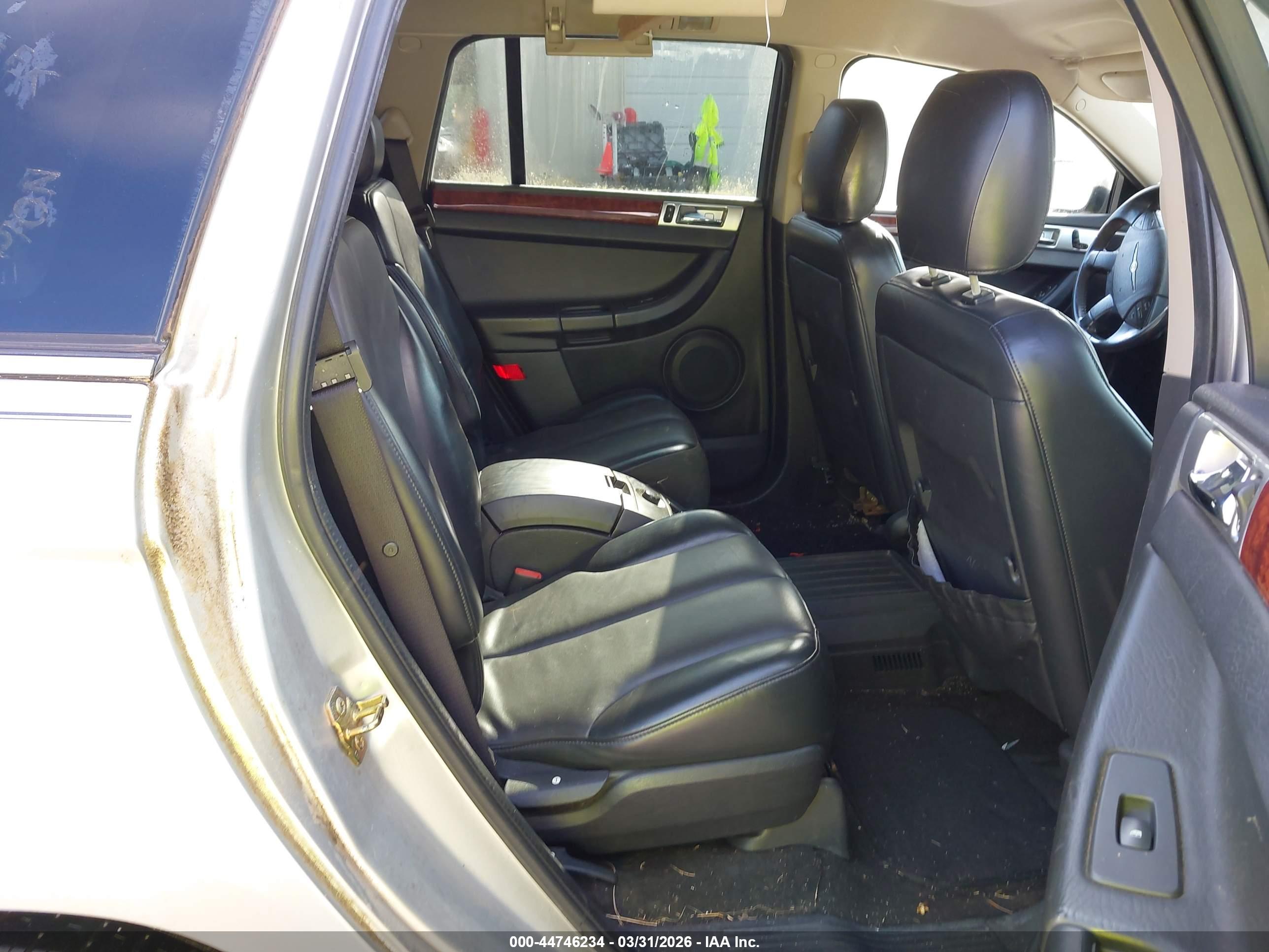 CHRYSLER PACIFICA image 8