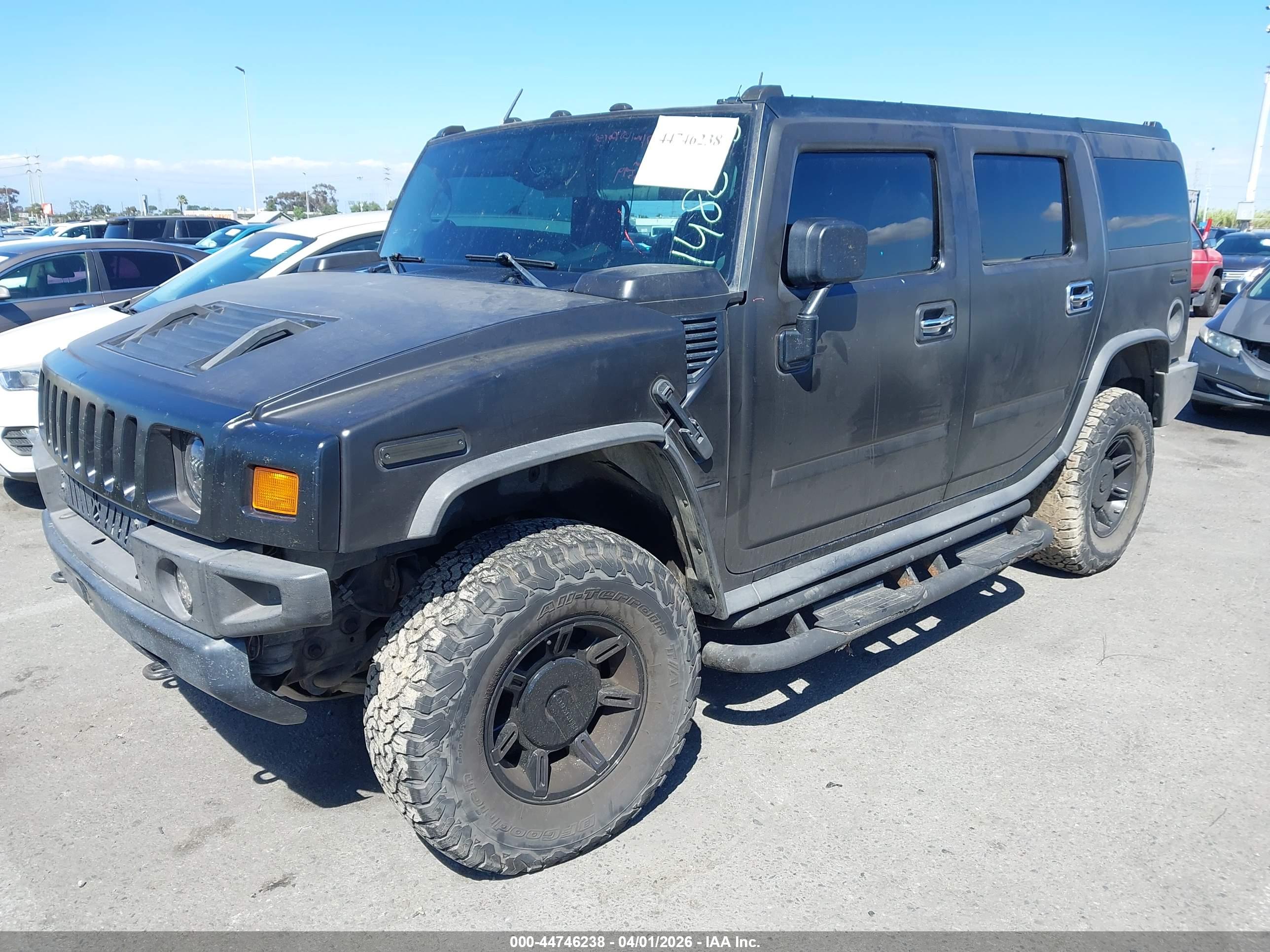 HUMMER H2 image 2