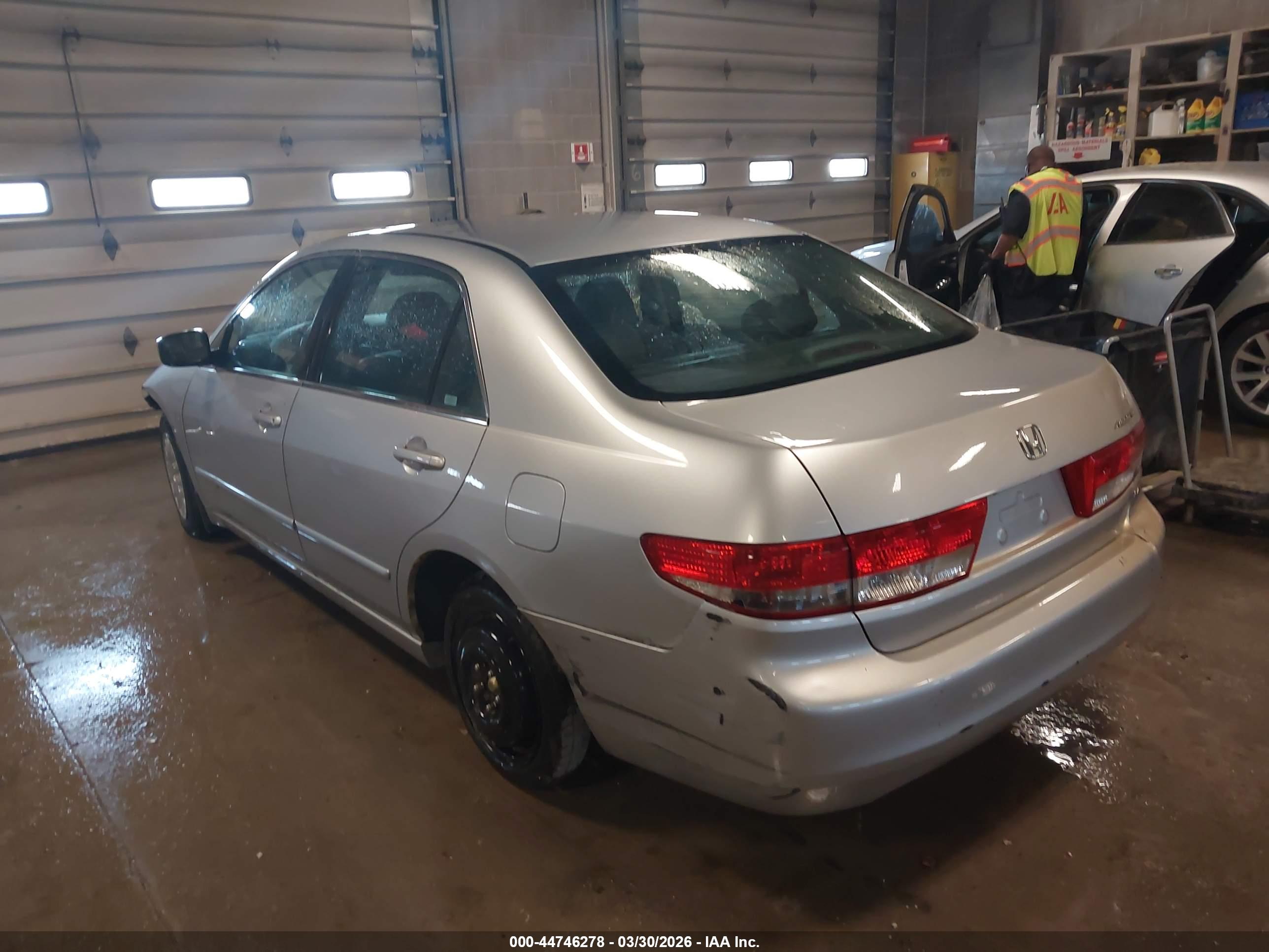 HONDA ACCORD image 3