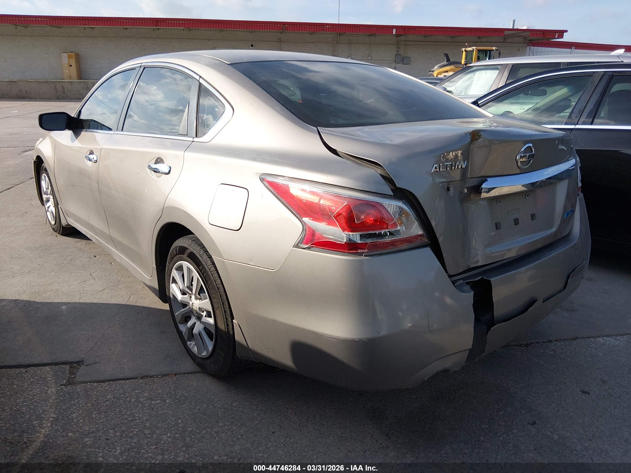 NISSAN ALTIMA image 3