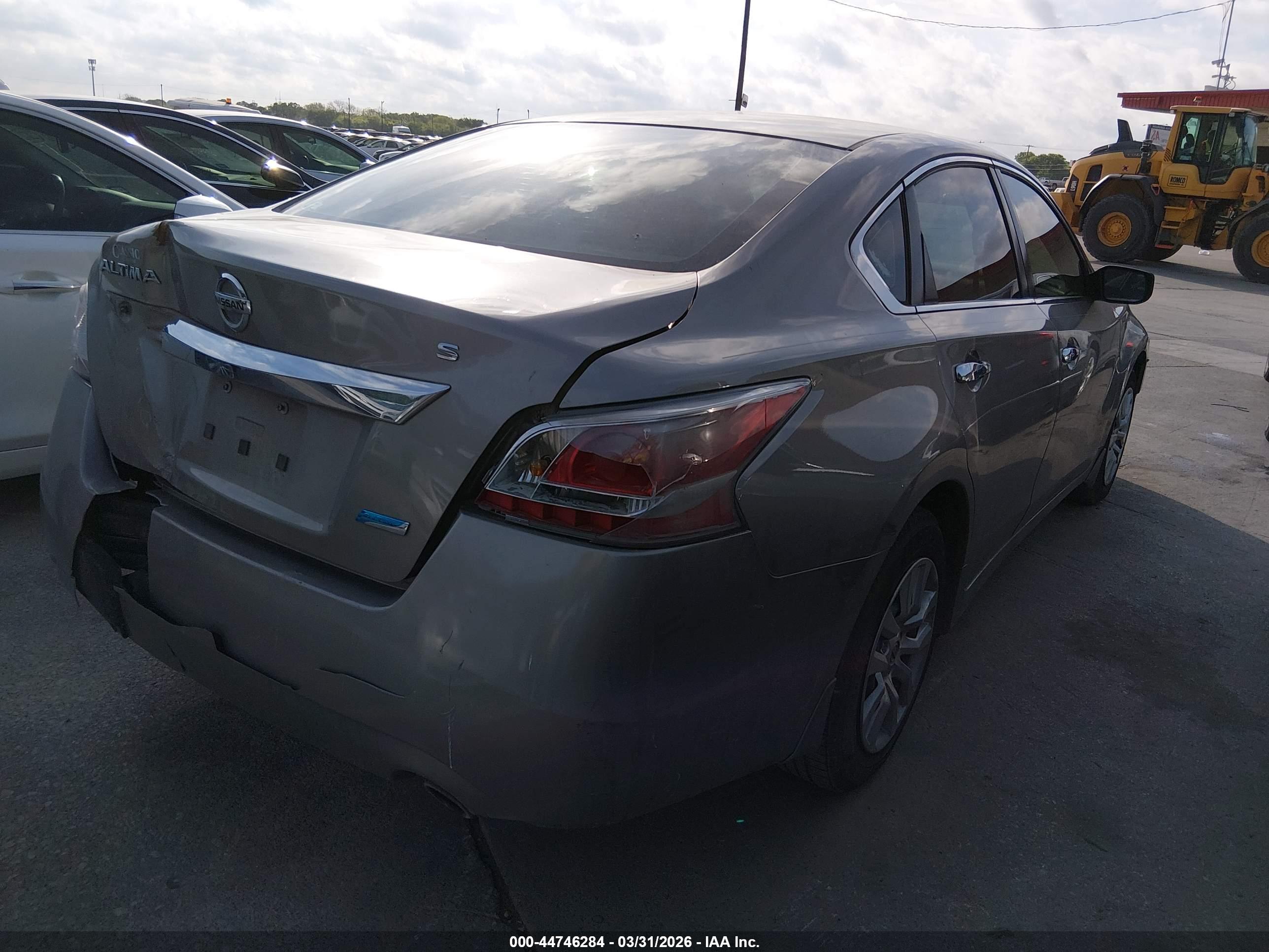 NISSAN ALTIMA image 4