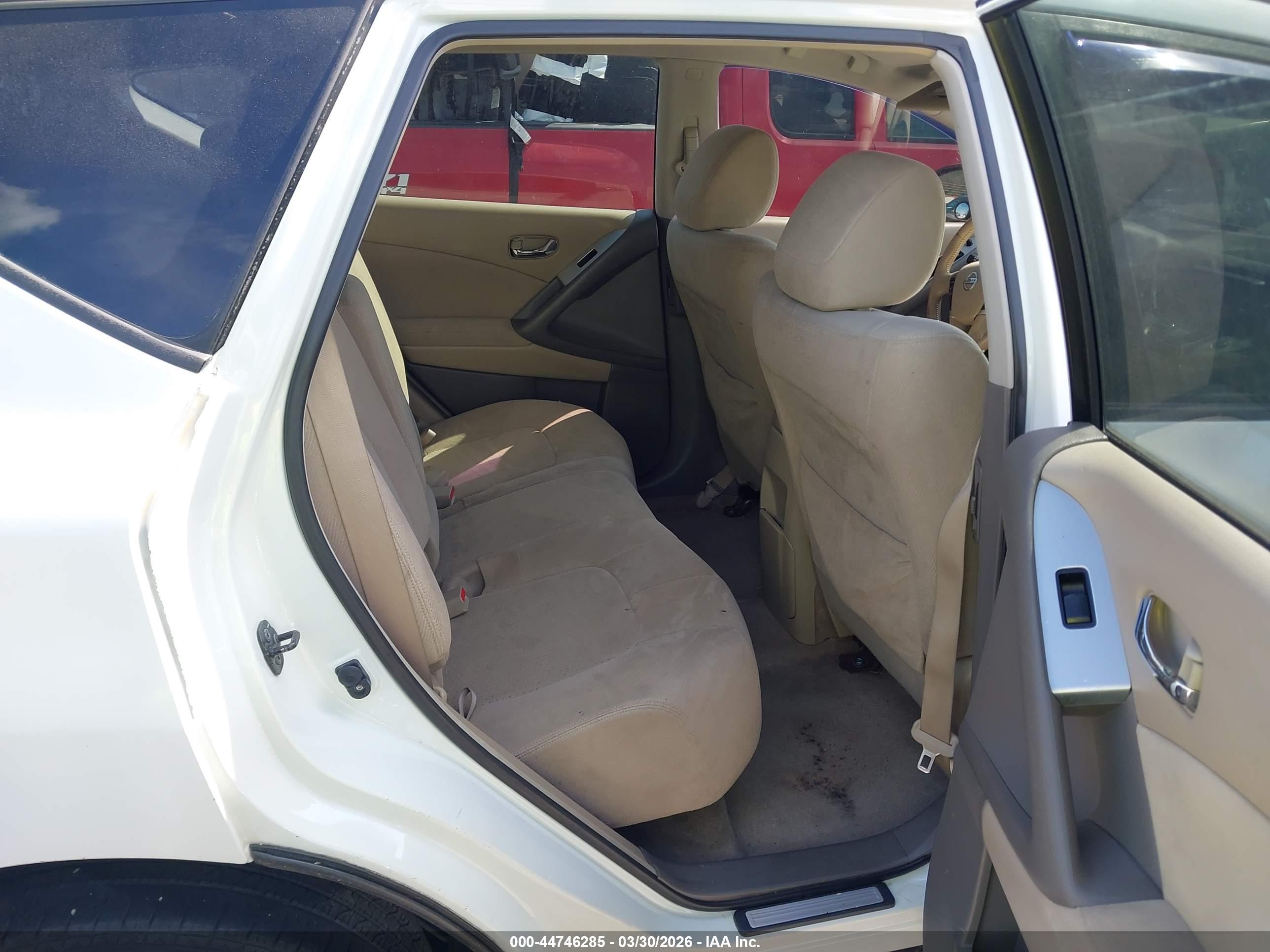 NISSAN MURANO image 8